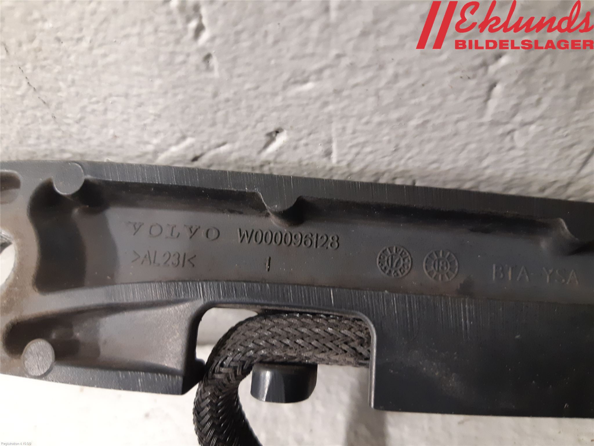 Volvo V60 19- Torkararm Armar Vindruta