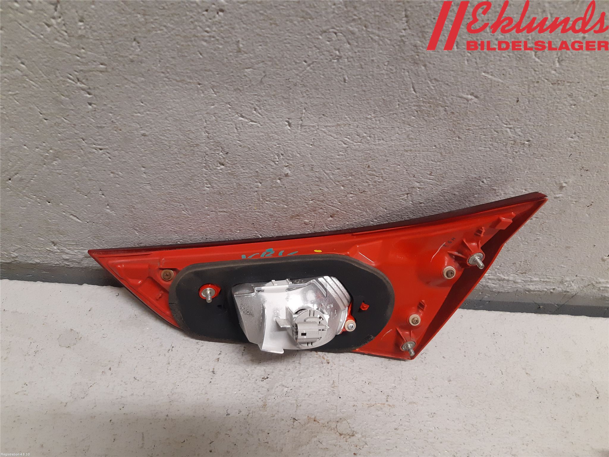 Toyota AURIS 13-19 Bakljus Lucka Vä