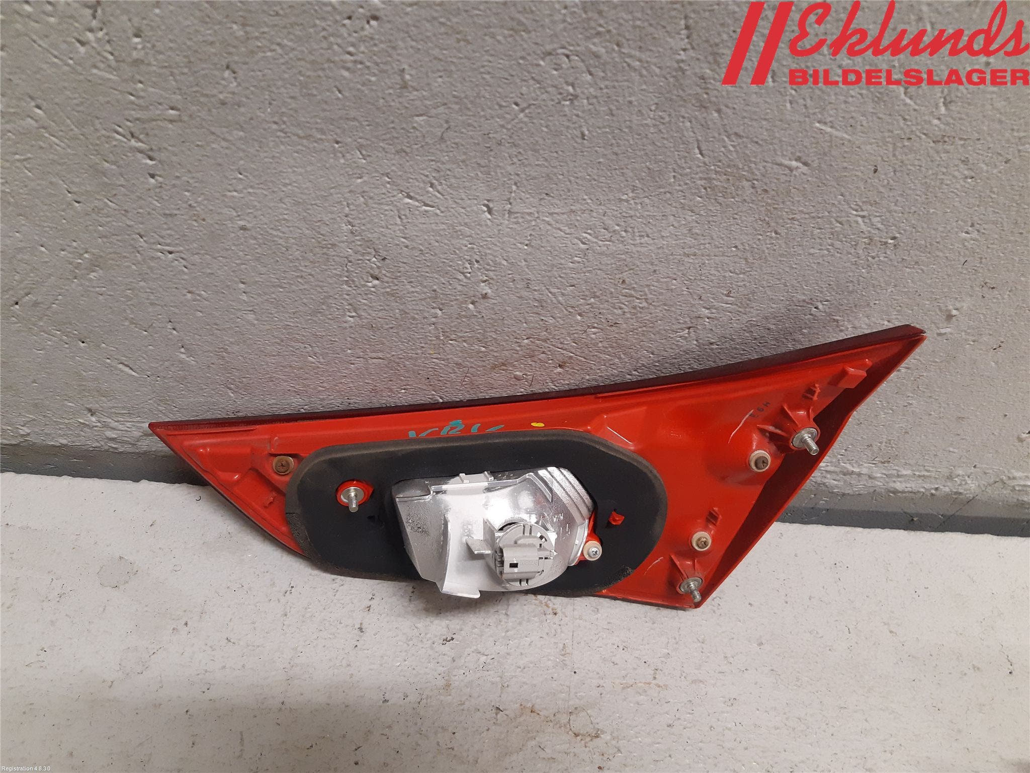 Toyota AURIS 13-19 Bakljus Lucka Vä