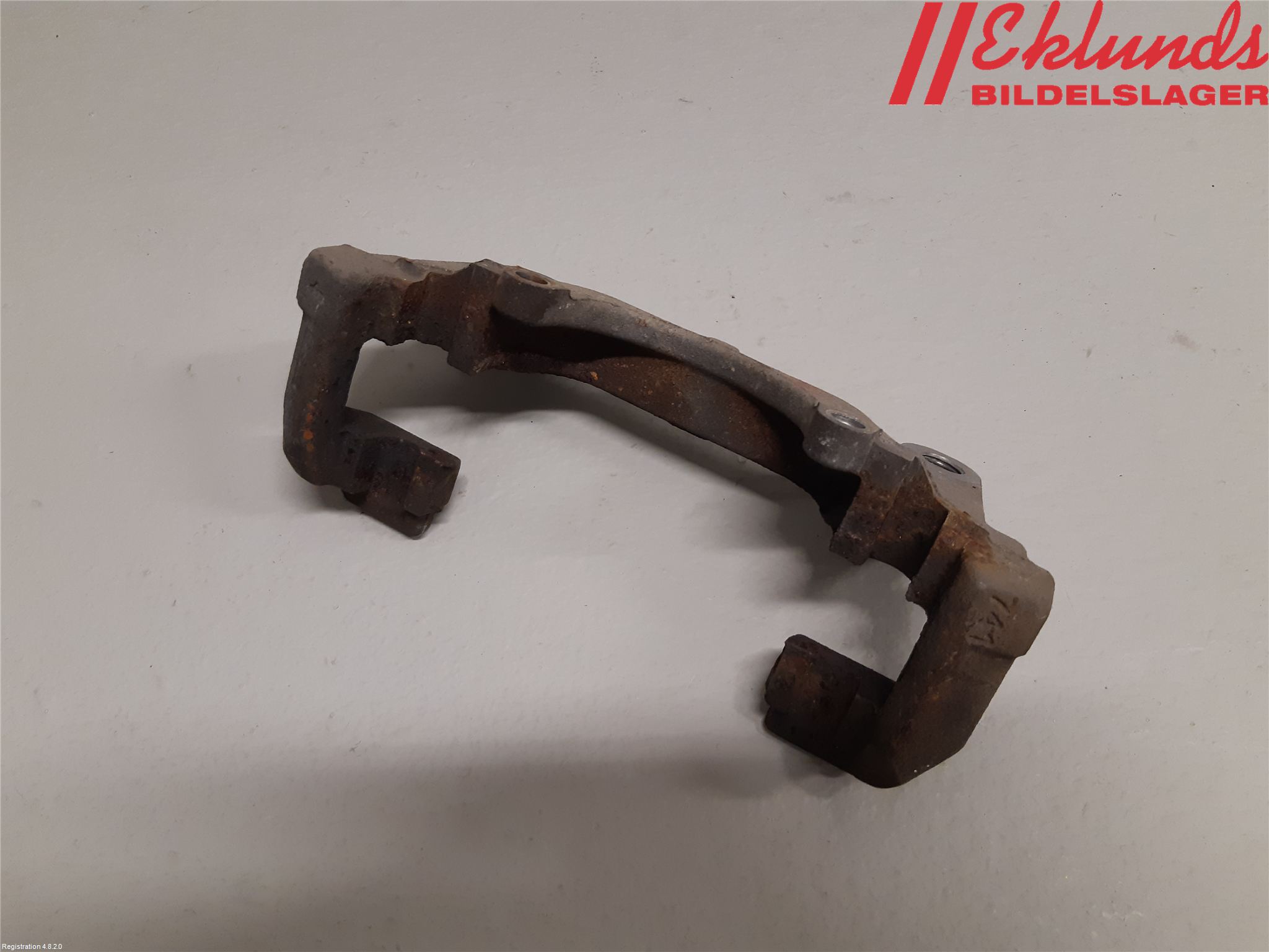 Audi A4 12-15 Bromsokshållare