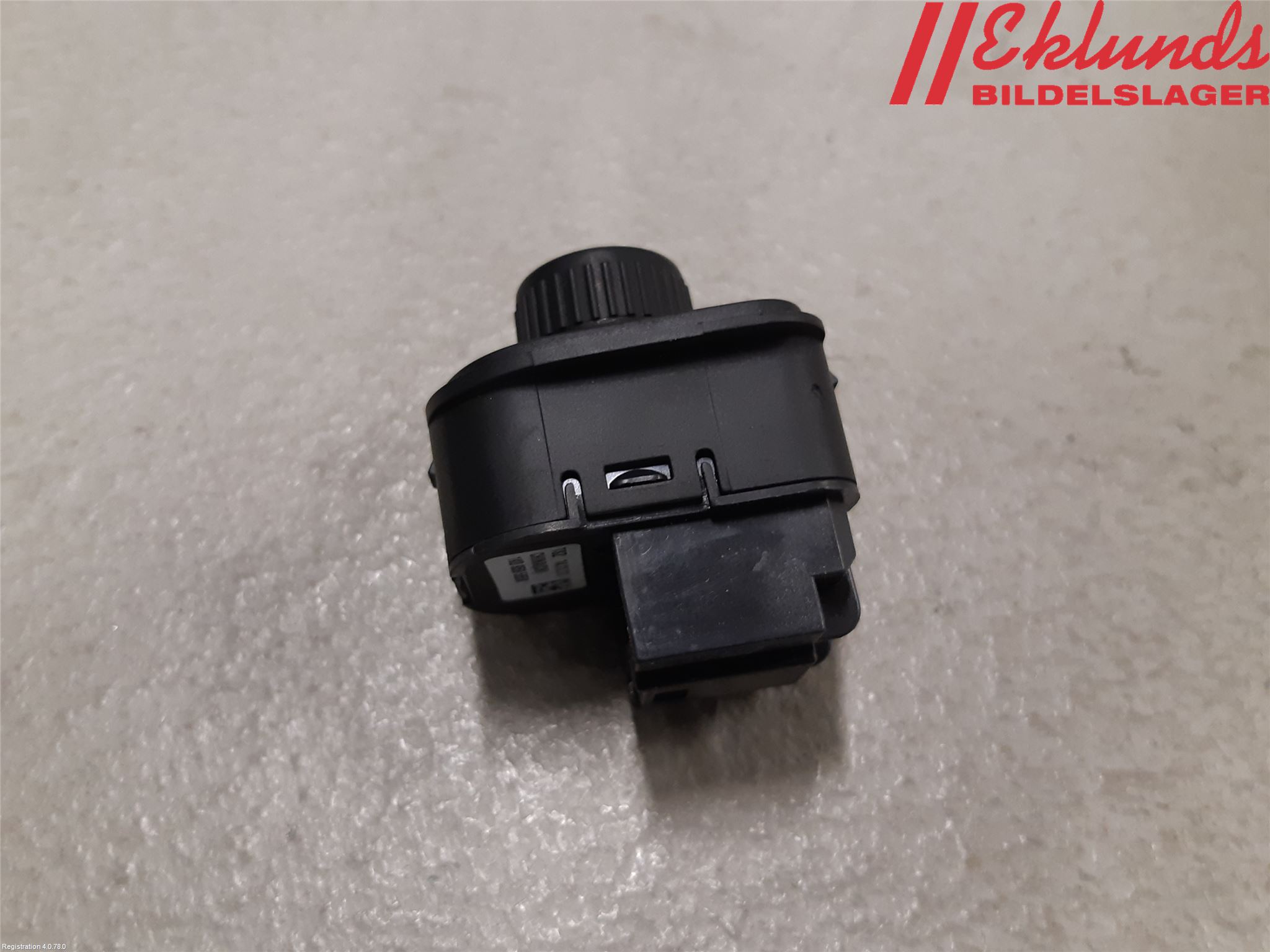 Volkswagen VW PASSAT 11-14 Strömställare Spegel