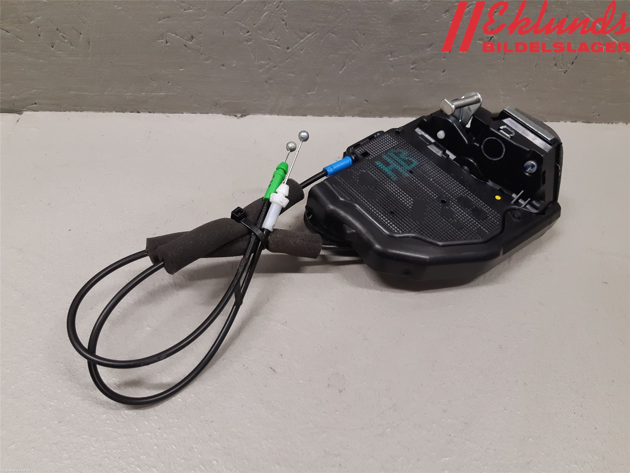 Toyota COROLLA 19- Låskista-Dörrlås