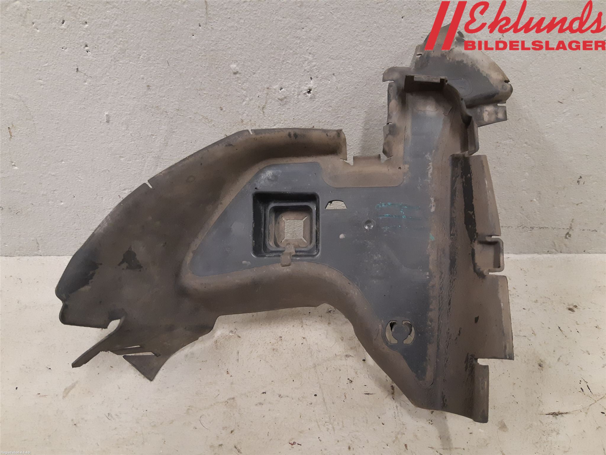Mercedes-Benz MB E-KLASS (W213) 16-23 Deflektor Plåt-Plast Kylning