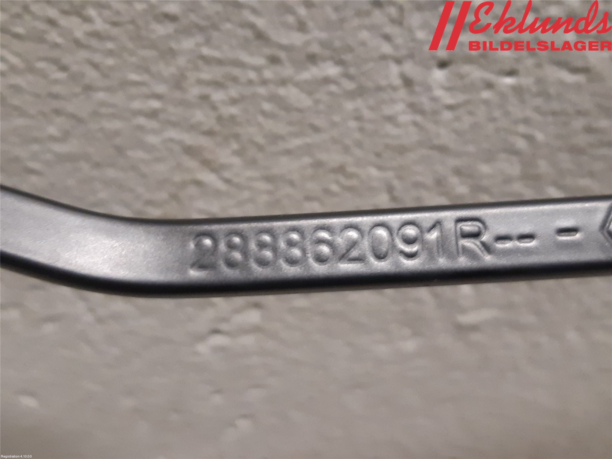 Dacia SANDERO/STEPWAY 21- Torkararm Armar Vindruta