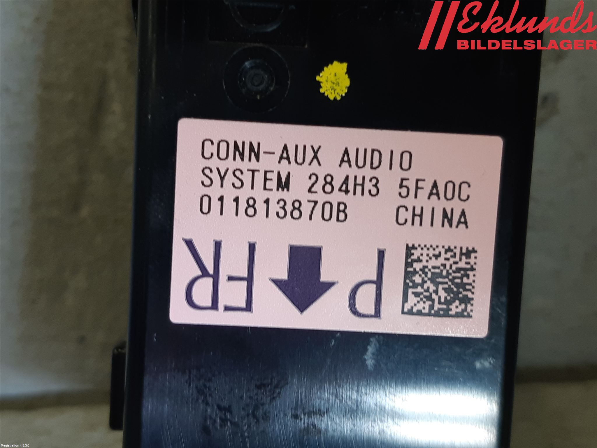 Nissan LEAF 18- Usb Connection