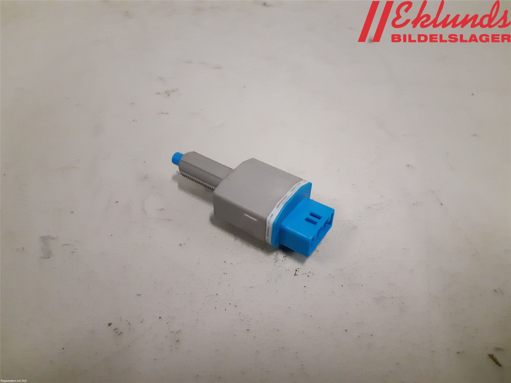 Toyota COROLLA 19- Bromsljuskontakt