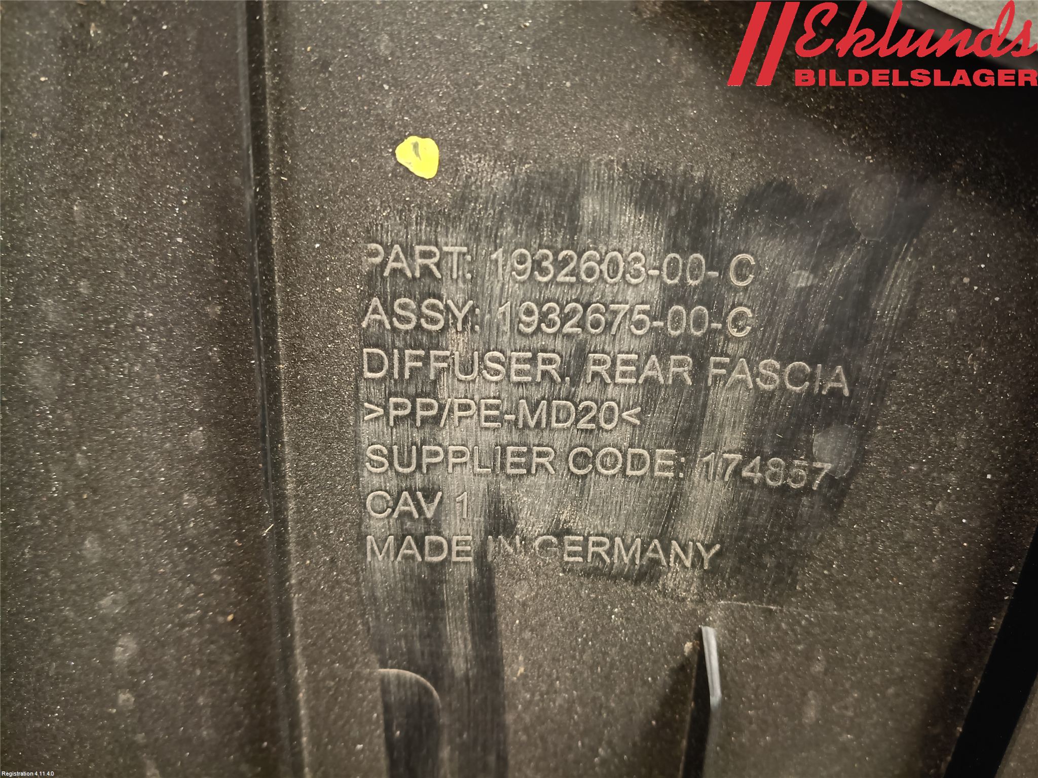 Tesla MODEL Y 21- Hasplåt Plåt-Plast