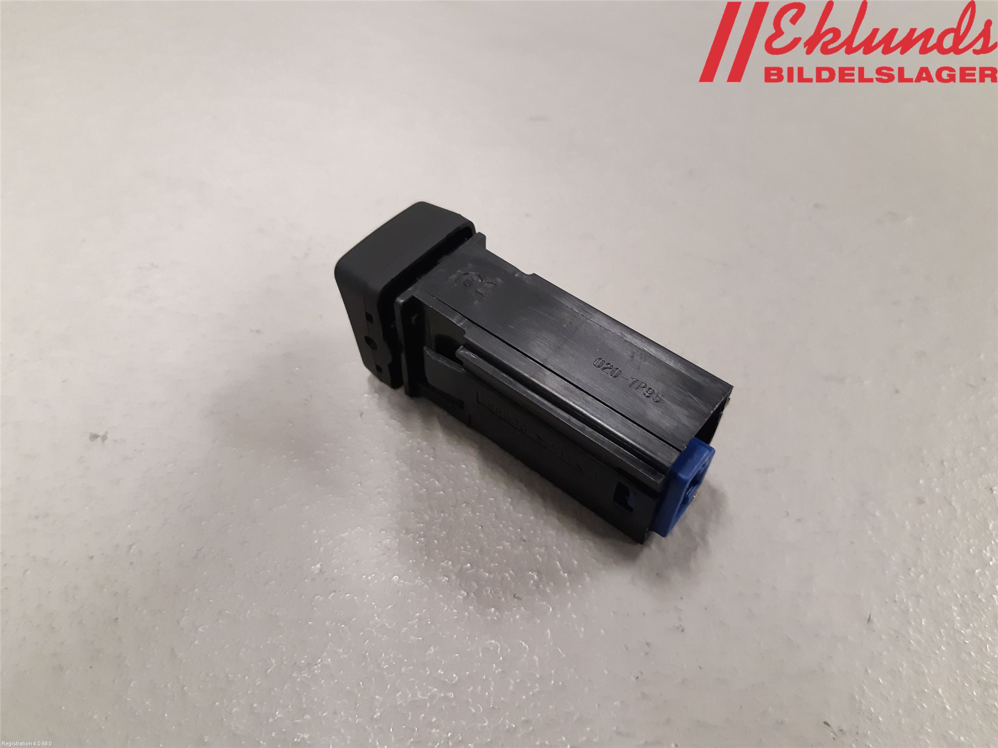 Toyota COROLLA 19- Strömställare Stolvärme