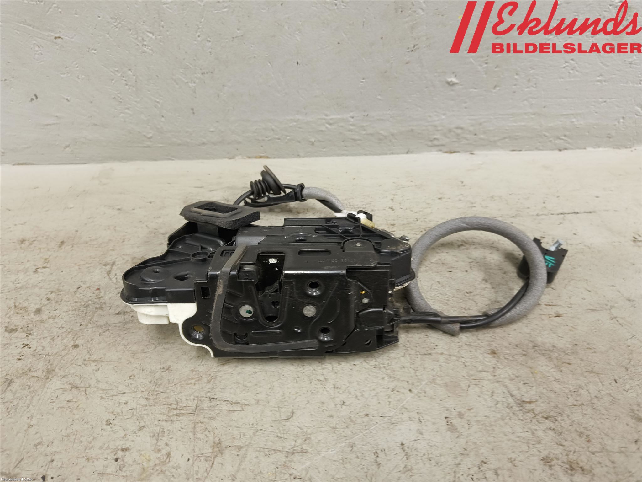 Volkswagen VW POLO 10-17 Låskista-Dörrlås