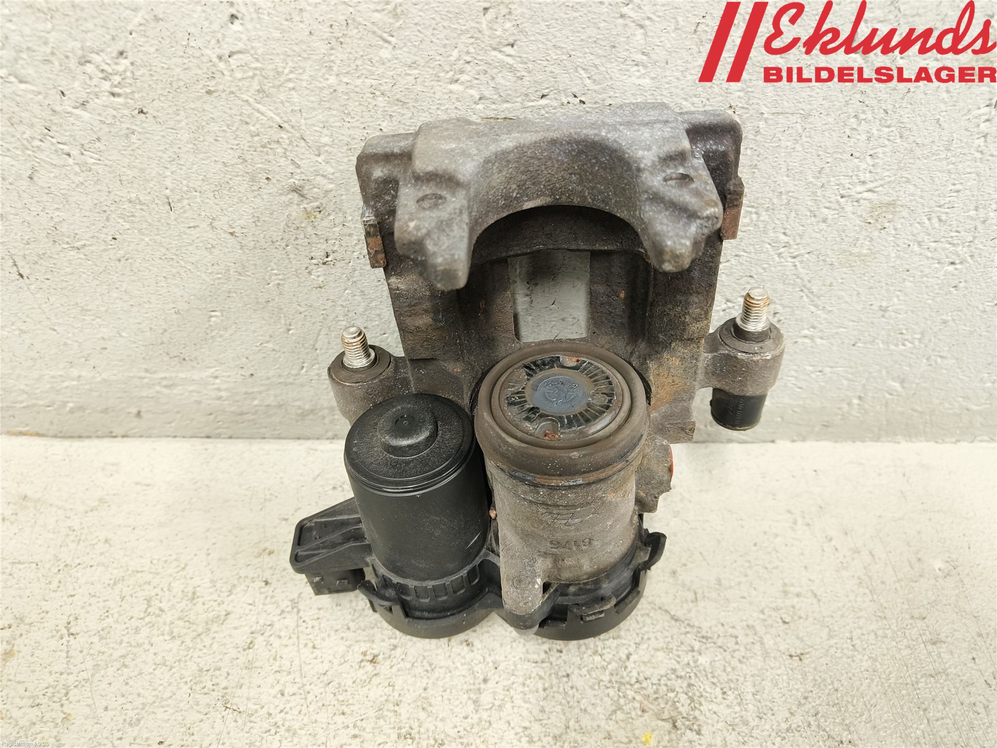 Volvo V90 17->> Bromsok Bak Höger