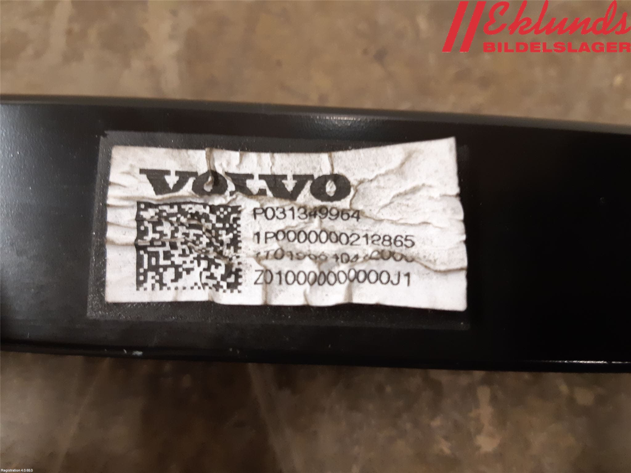 Volvo V40 CROSS COUNTRY 13-19 Fjäderbensstag