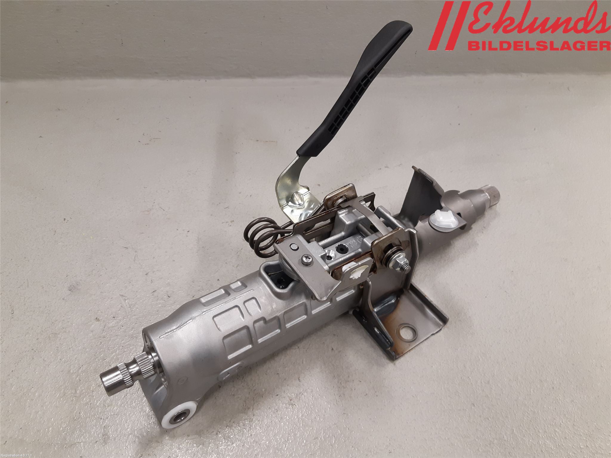 Toyota RAV4 19- Rattaxelagg Justerbart