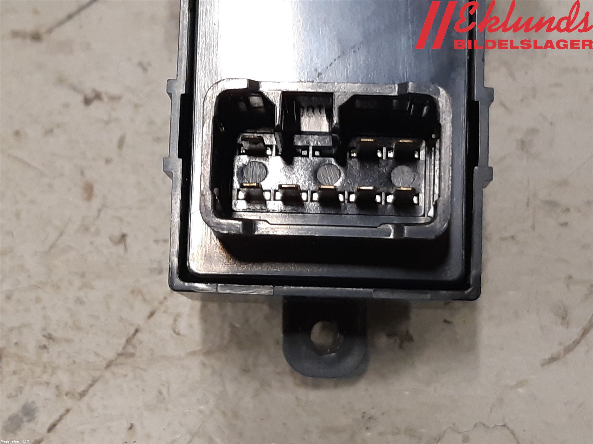 Hyundai i30 GD 13-17 Strömställare Elhiss