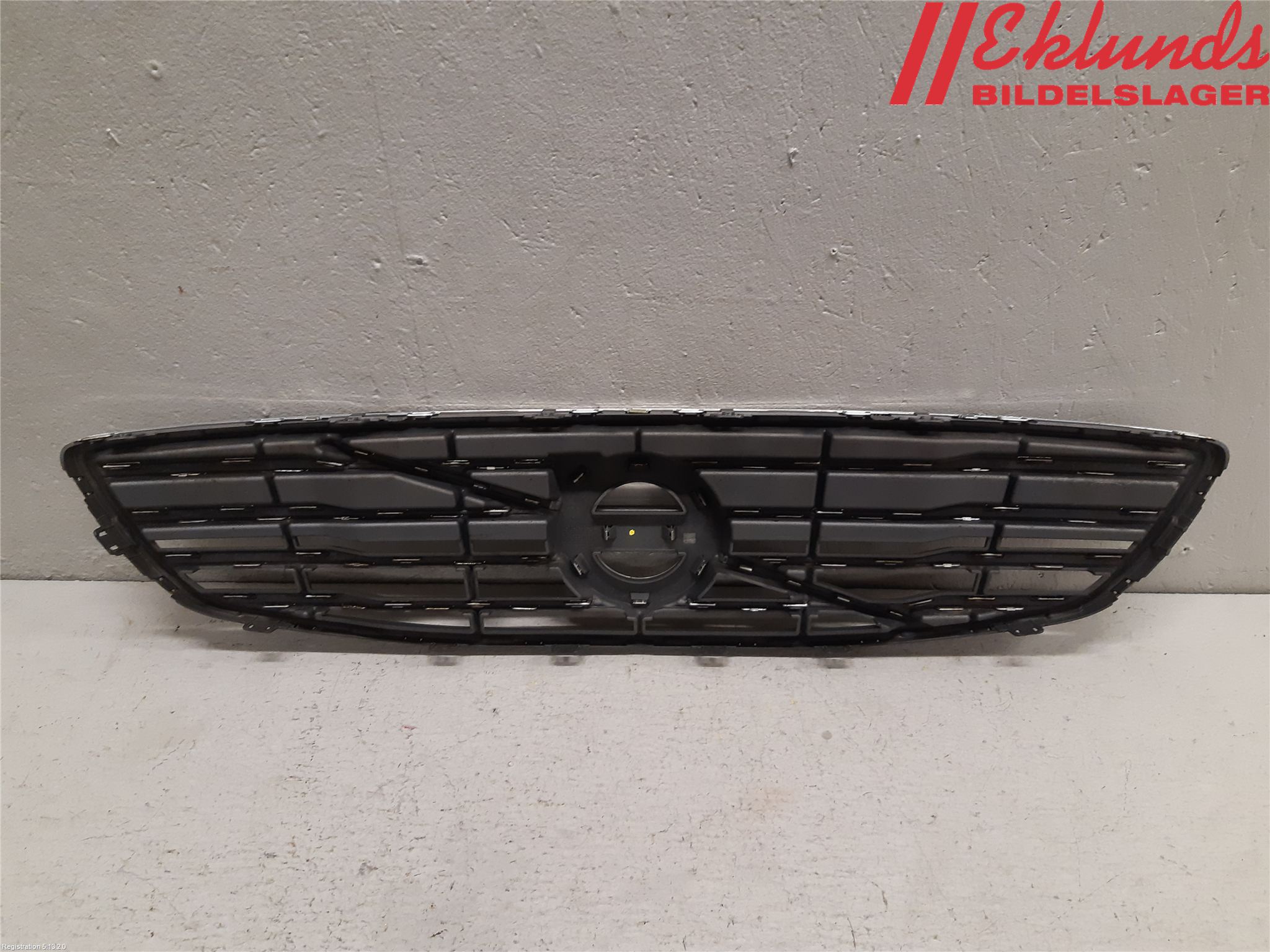 Volvo V70 14-16 Grill Komp