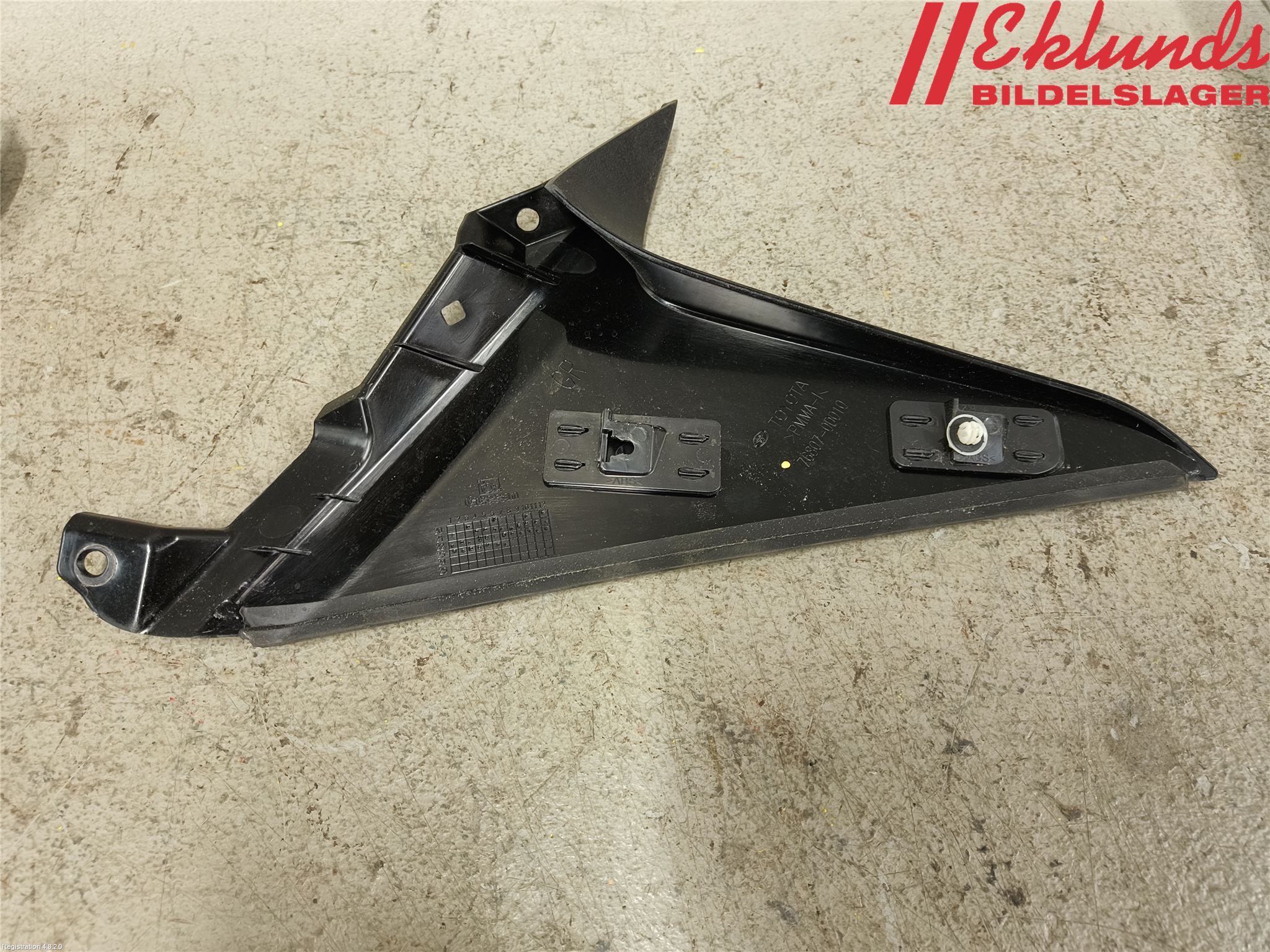 Toyota YARIS CROSS XP21 21- Spoiler Baklucka
