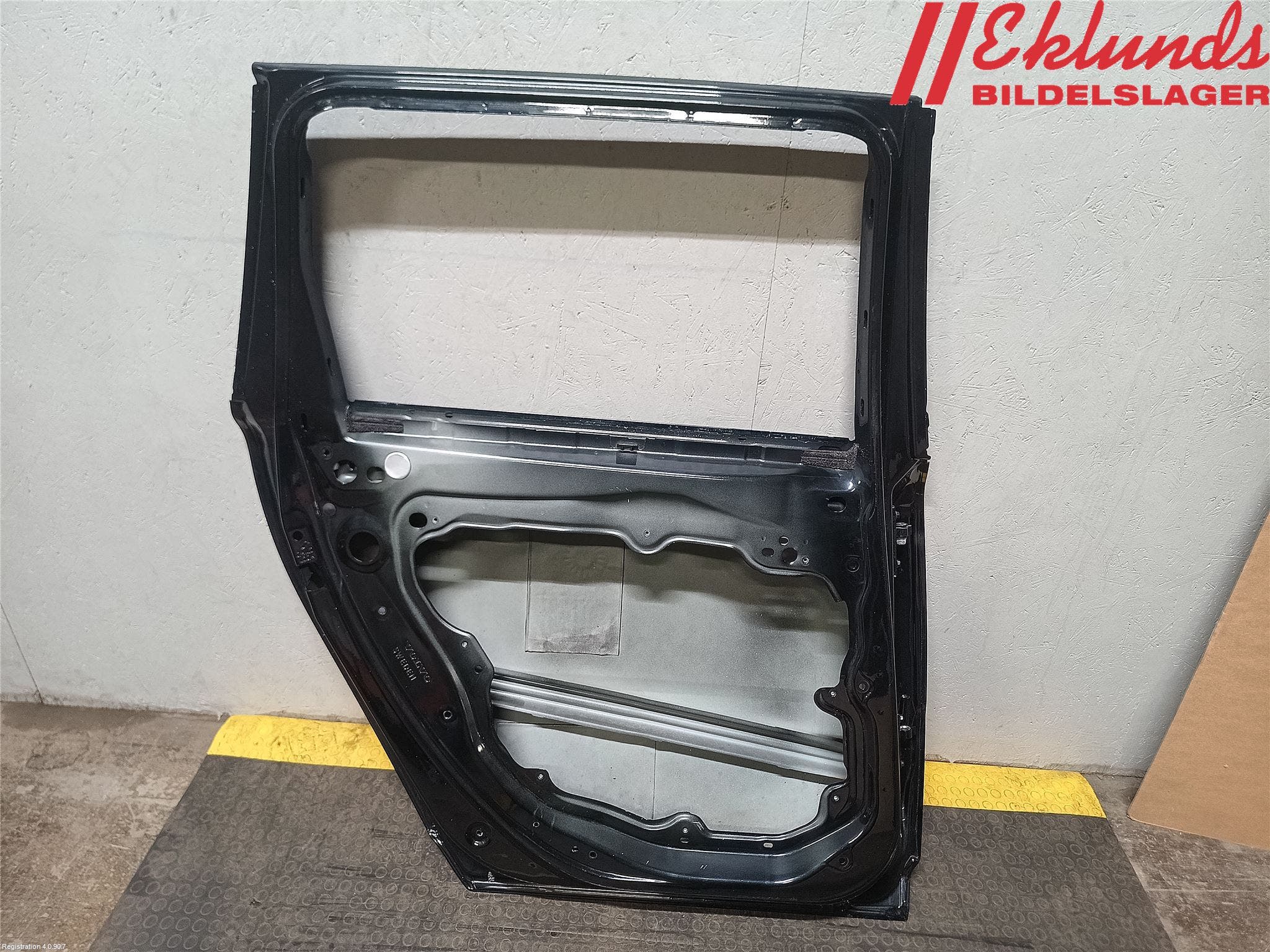 Volvo V70 08-13 Dörr Bak Vänster