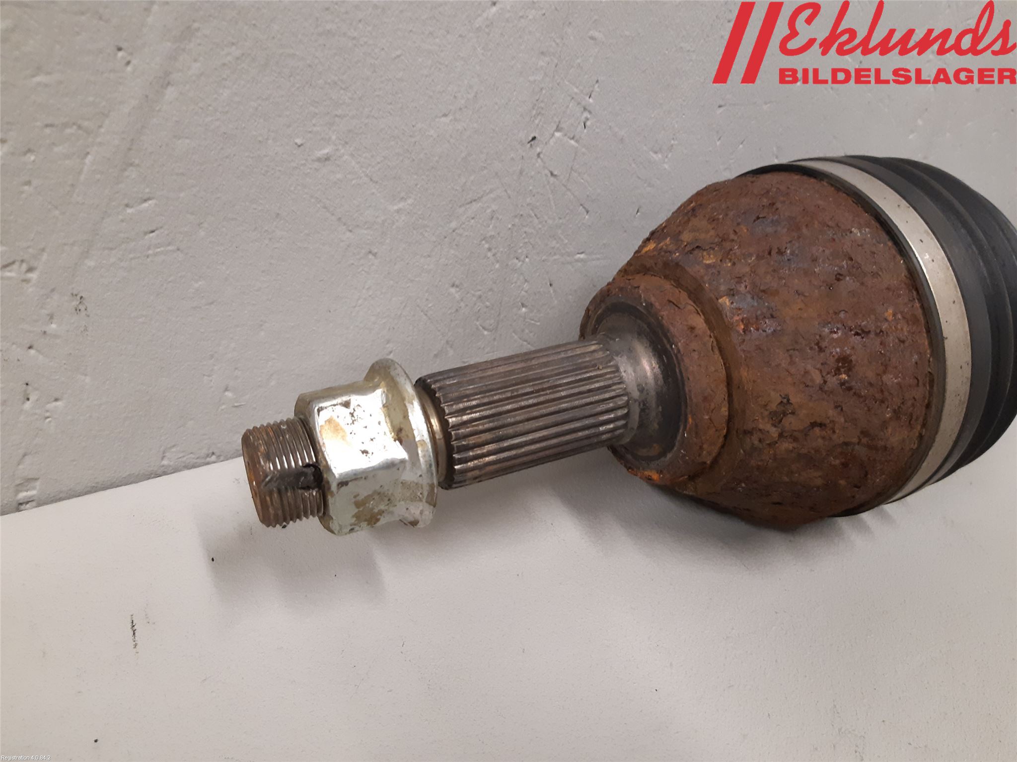 Nissan QASHQAI 10-14 Drivaxel Fram Vänster