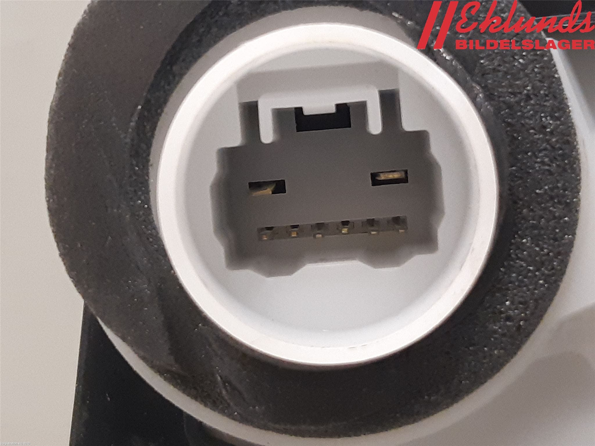 Toyota YARIS XP21 20- Låskista-Dörrlås