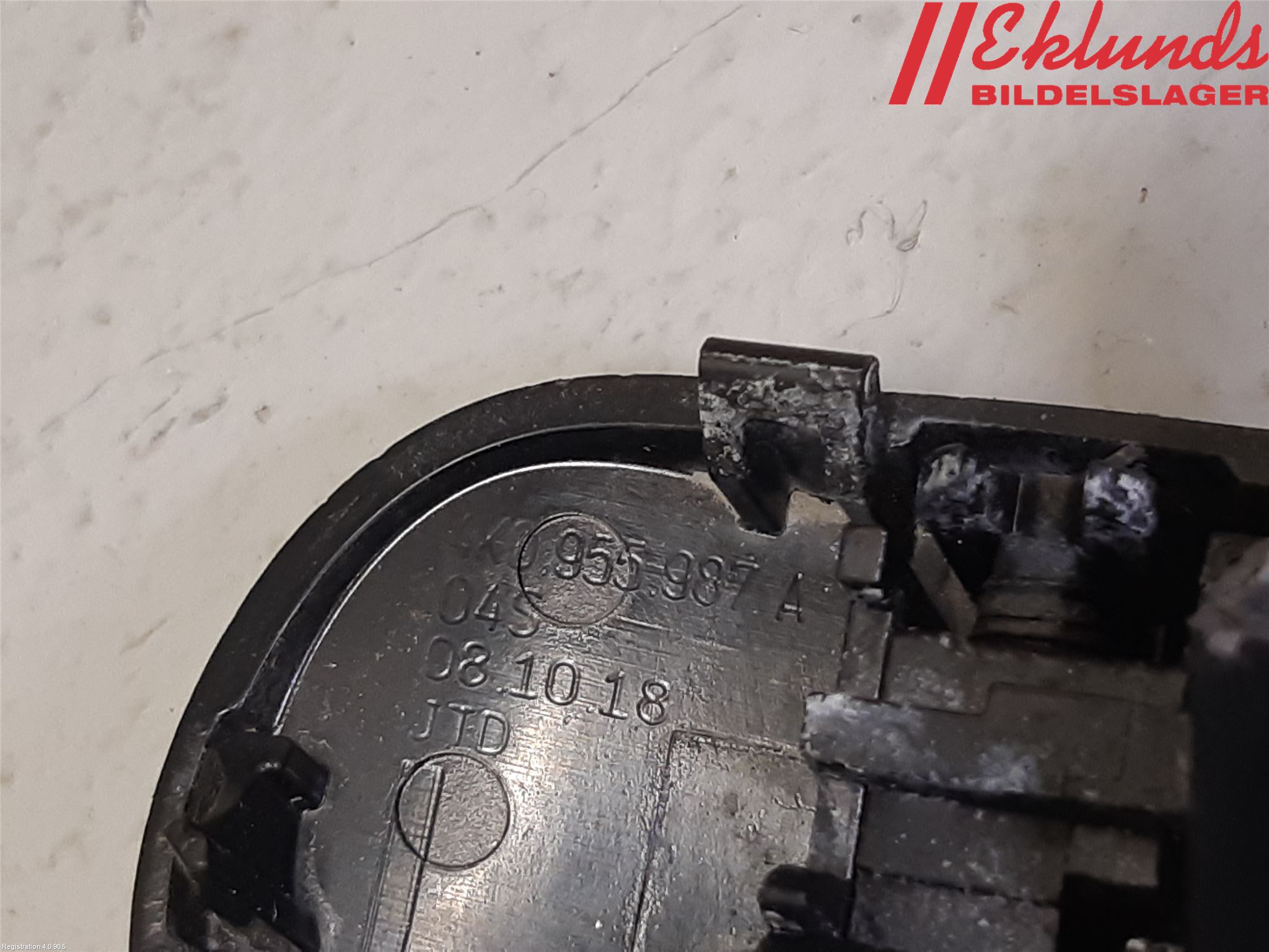 Audi A6 F2/C8 19- Spolarmunstycke Rutor