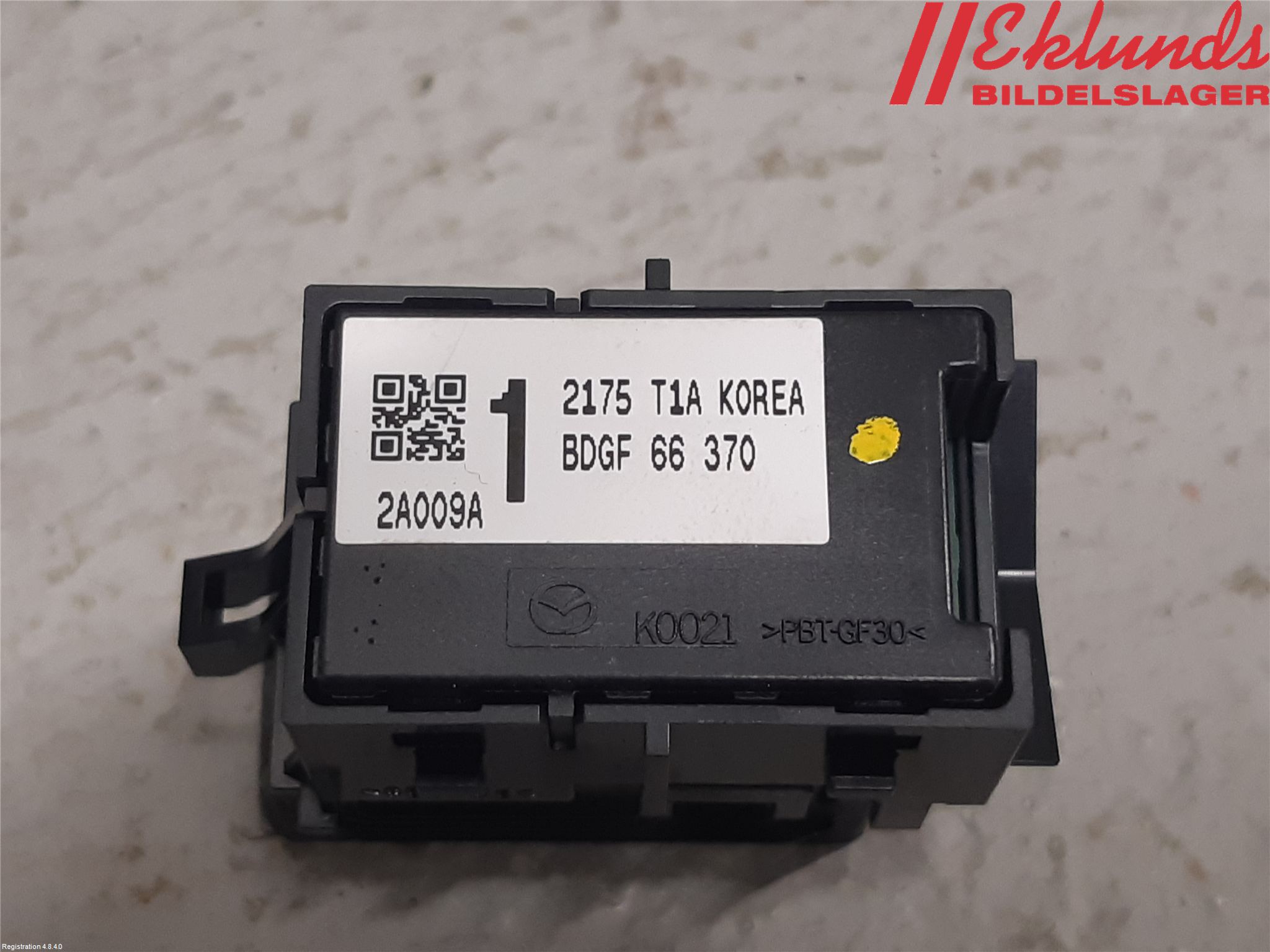 Mazda 3 IV 19- Strömställare Elhiss