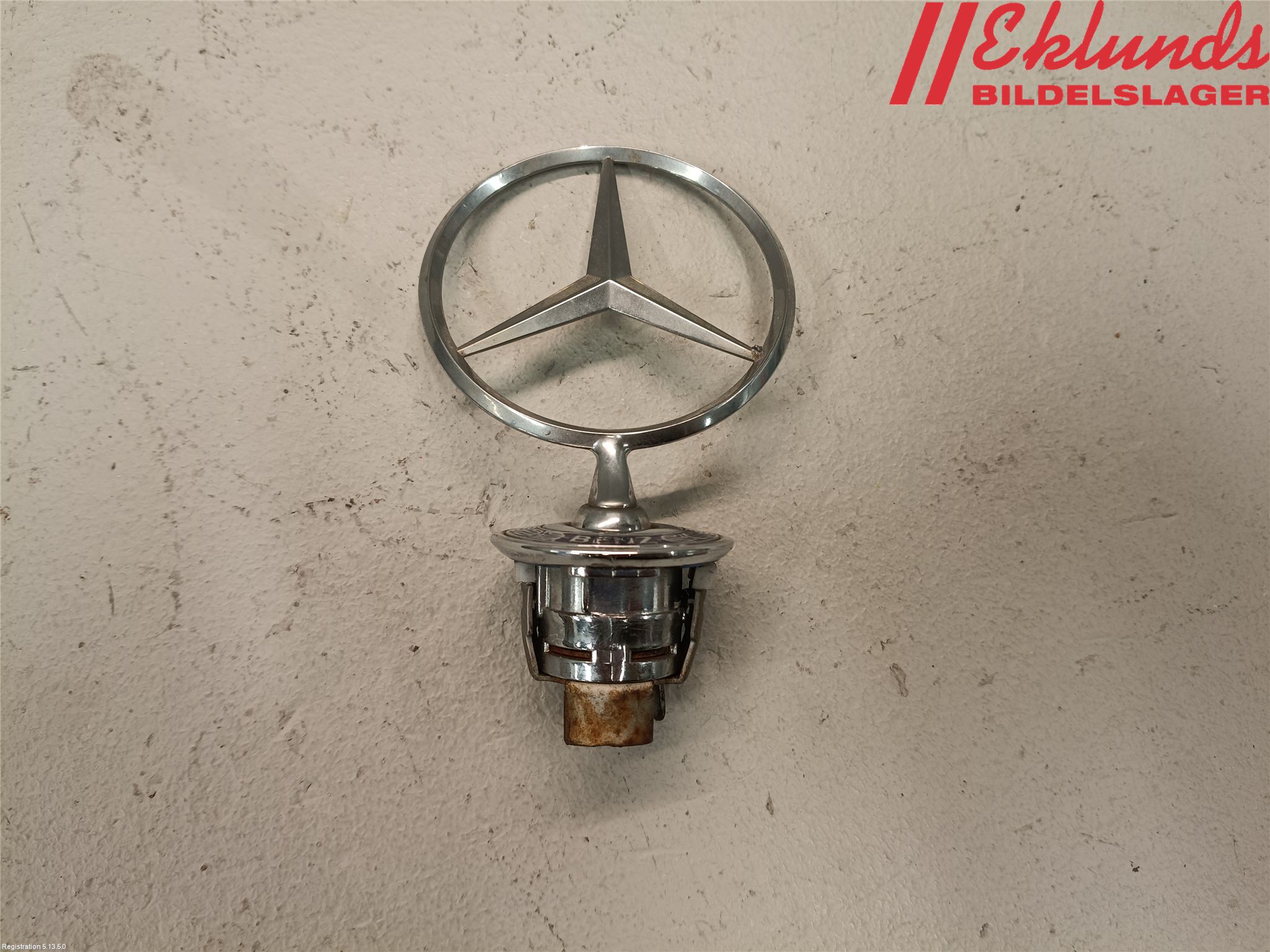 Mercedes-Benz MB E-KLASS (W211) 02-09 Emblem