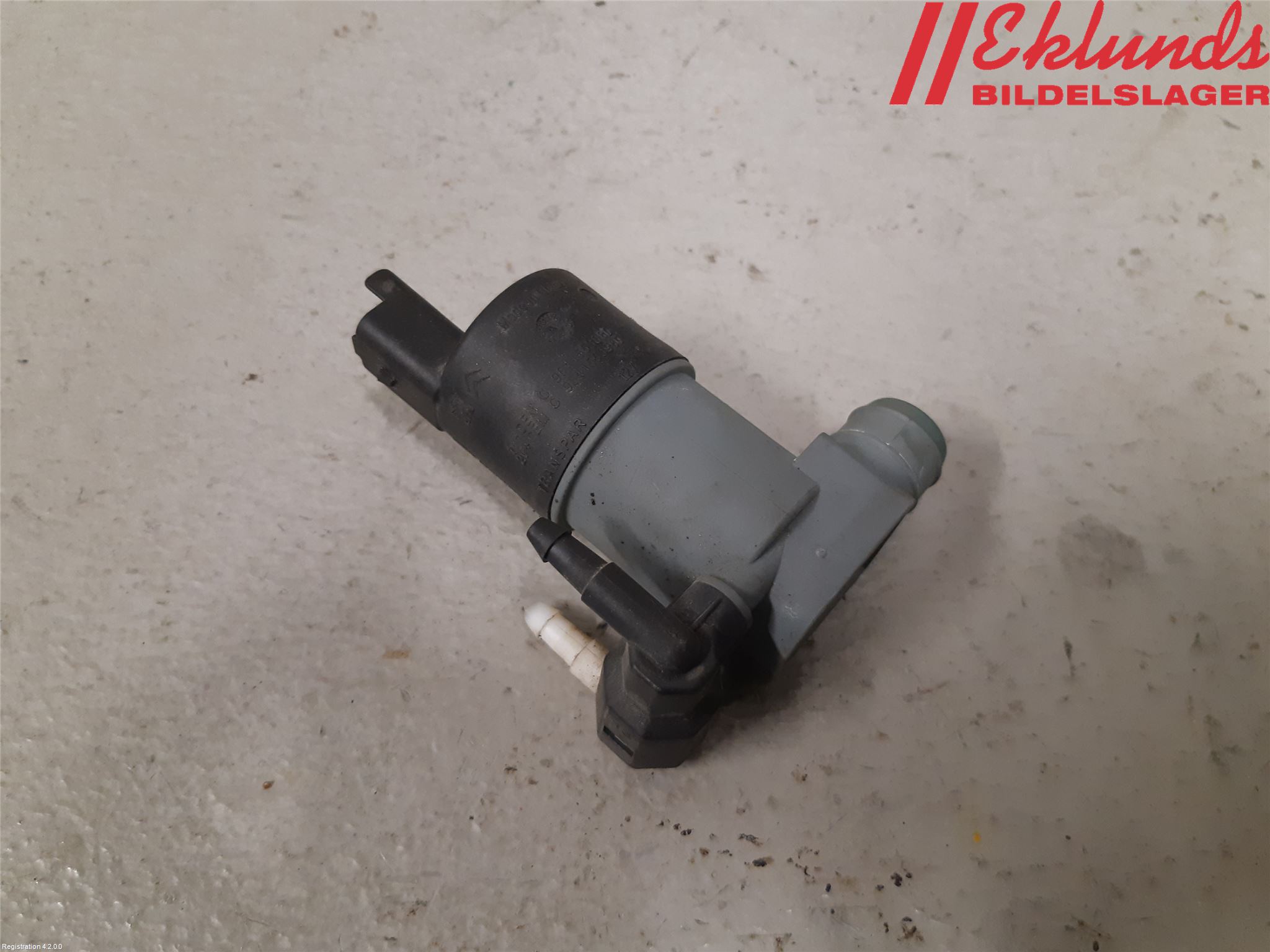Nissan QASHQAI 17-21 Spolarpump Vindruta