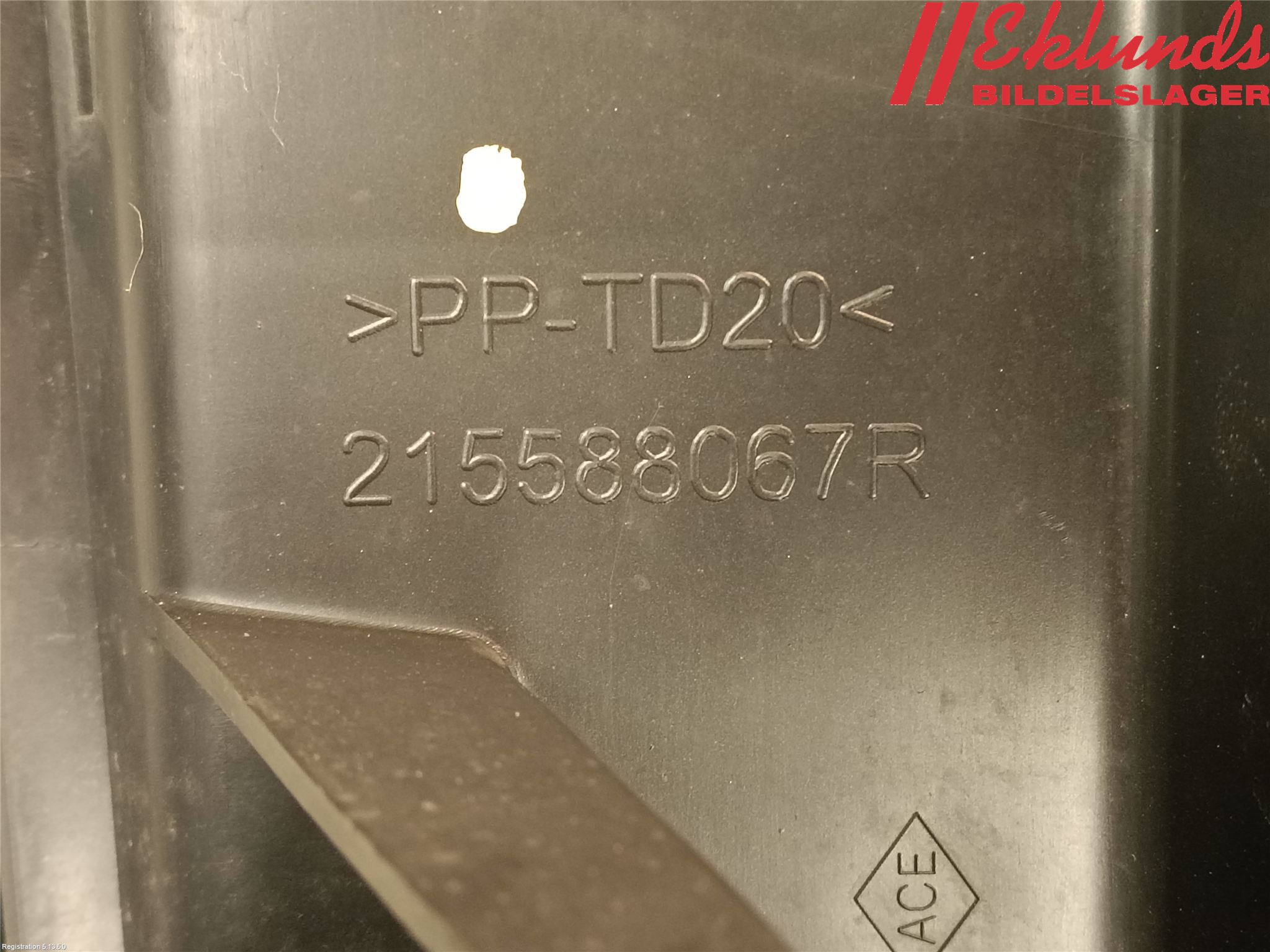 Renault CLIO IV 12-16 Deflektor Plåt-Plast Kylning
