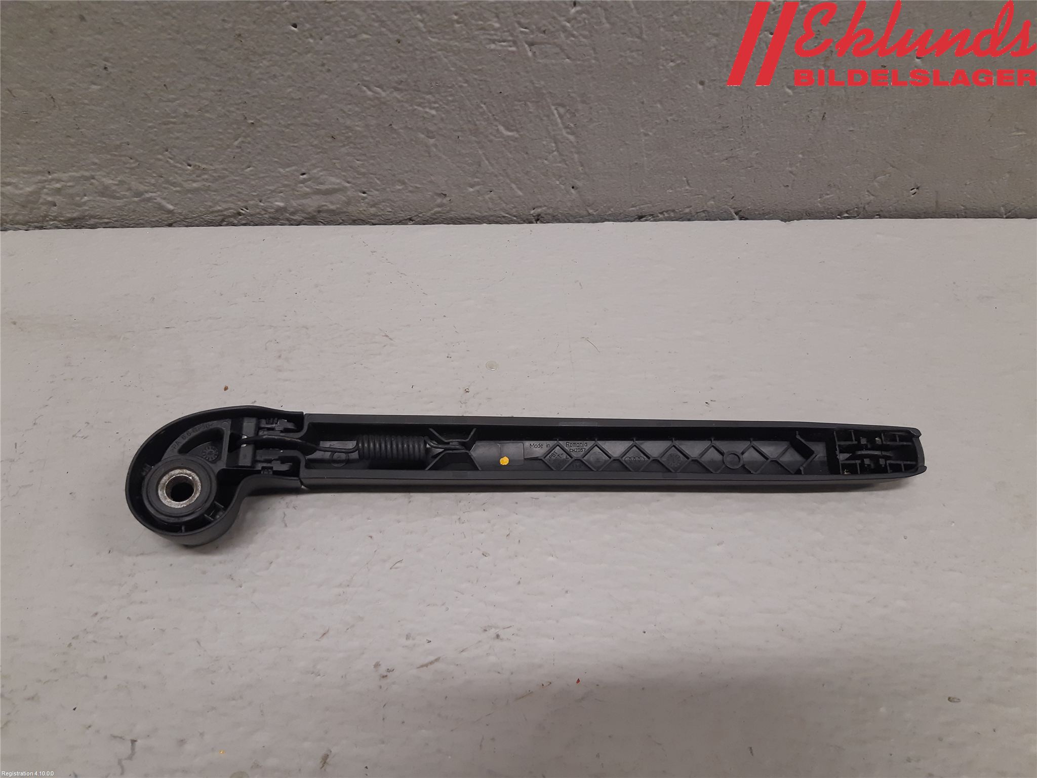 Audi A4/S4 B9 20- Torkararm-Bakruta