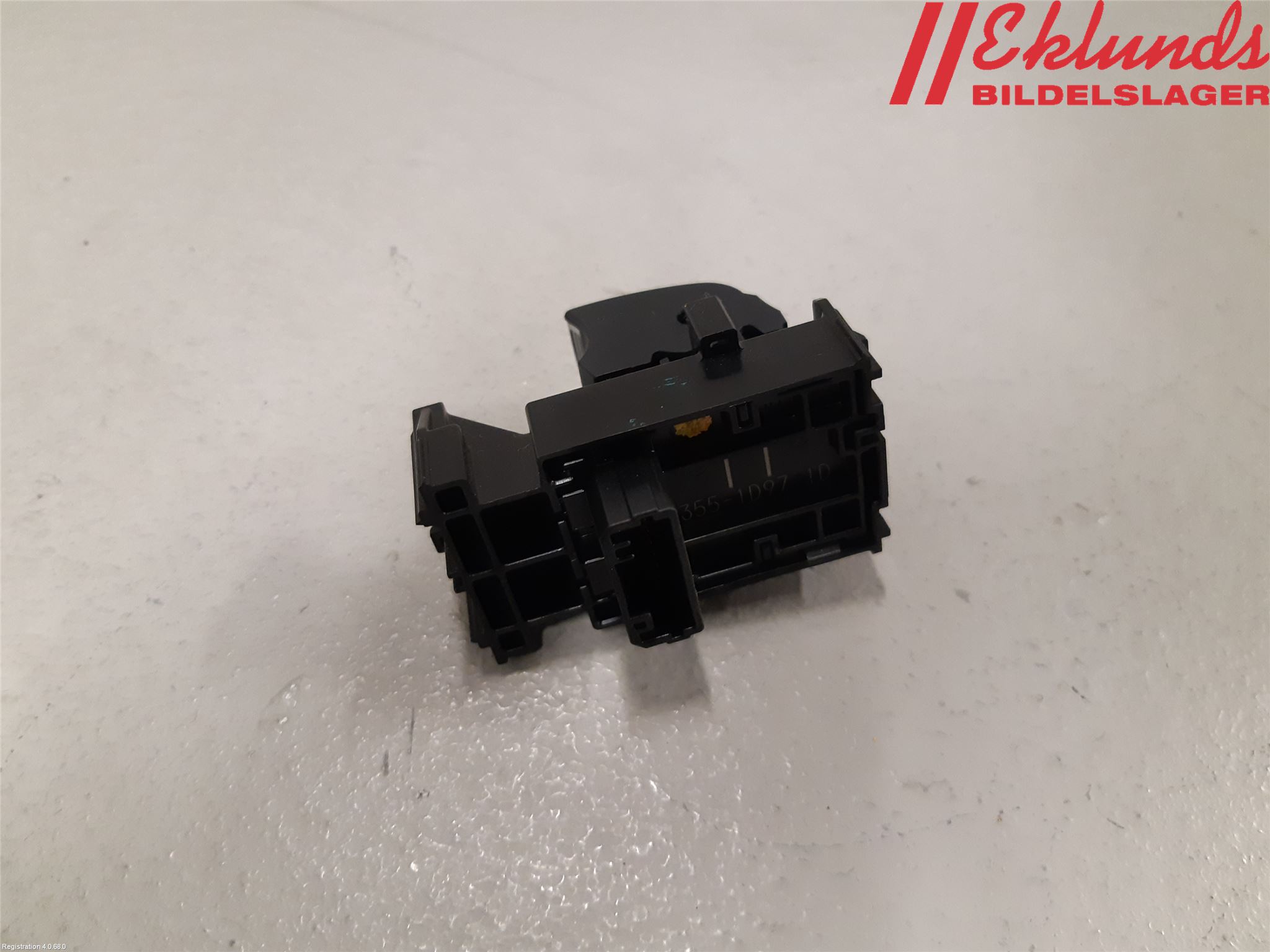 Toyota COROLLA 19- Strömställare Elhiss