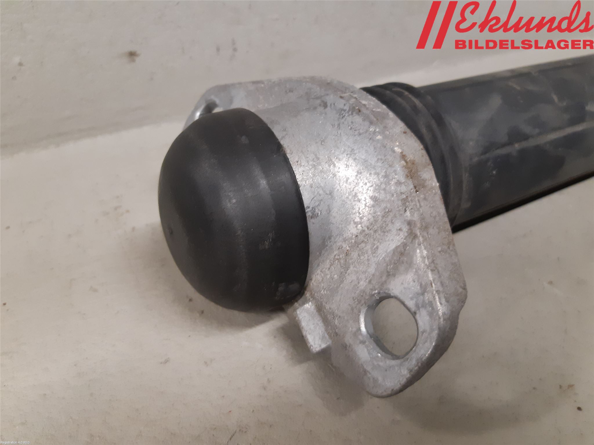 Toyota COROLLA 19- Stötdämpare Bak