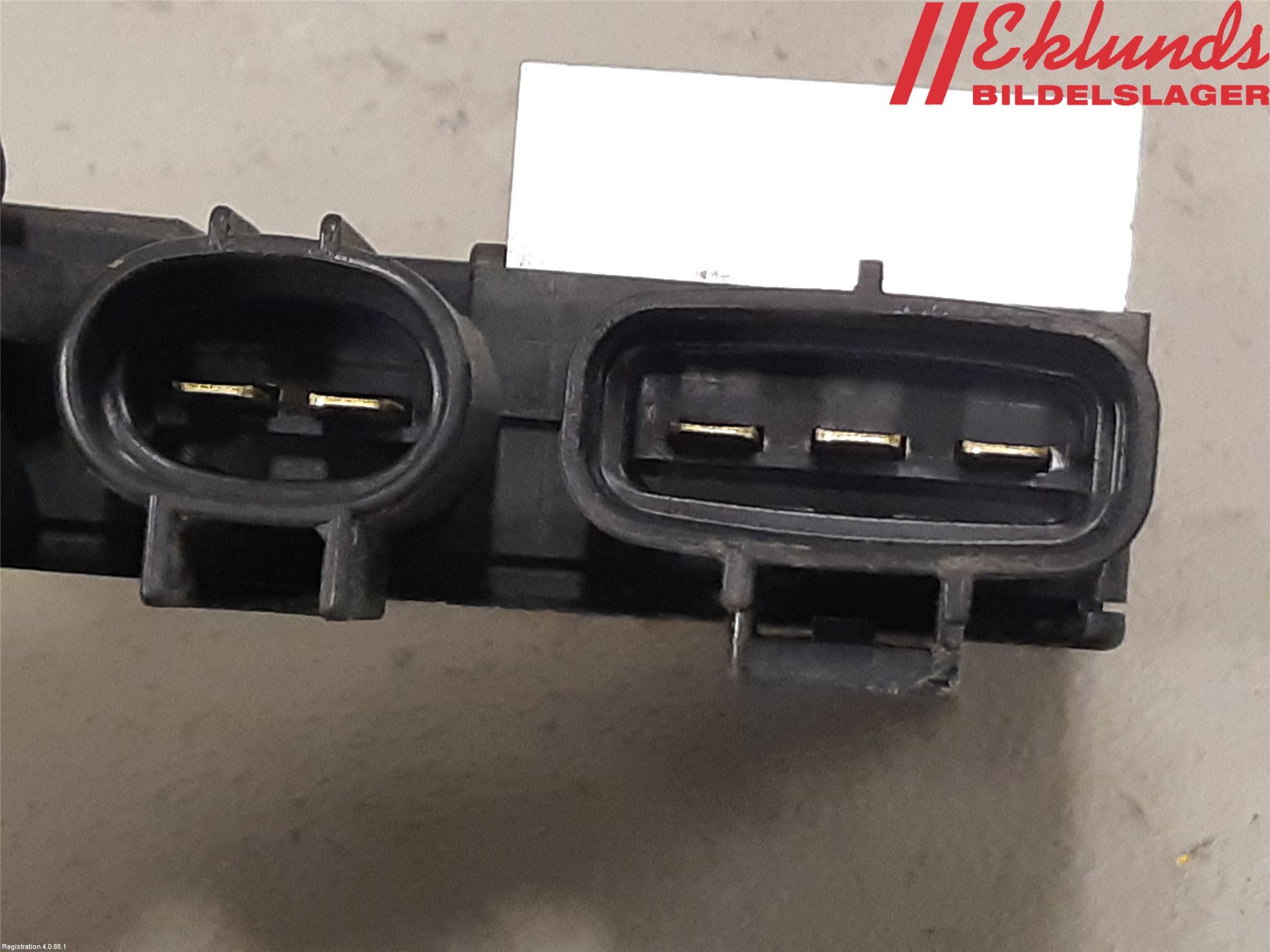 Toyota YARIS XP21 20- Kylfläktsmotstånd