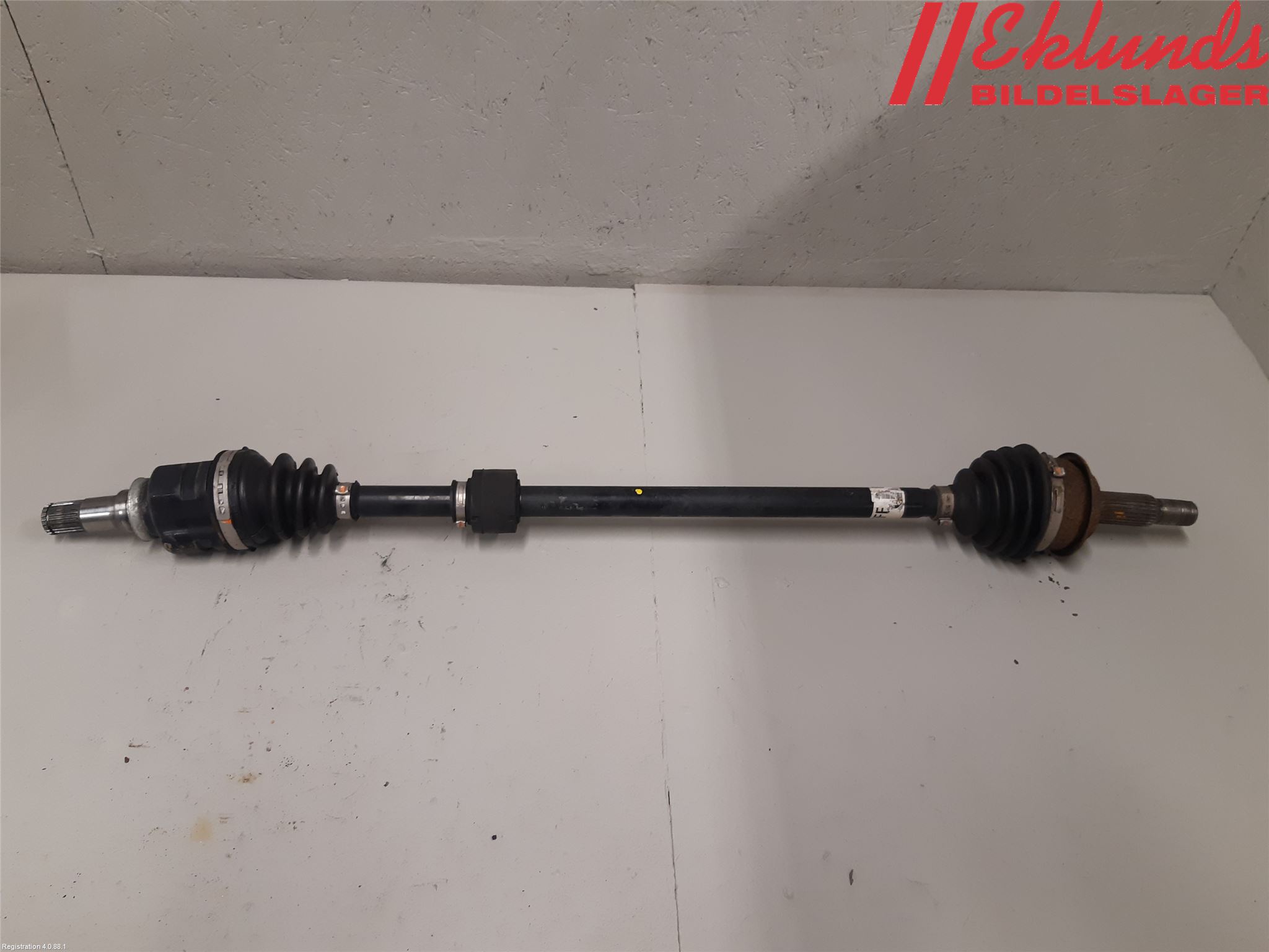 Toyota YARIS XP130 15-20 Drivaxel Fram Höger