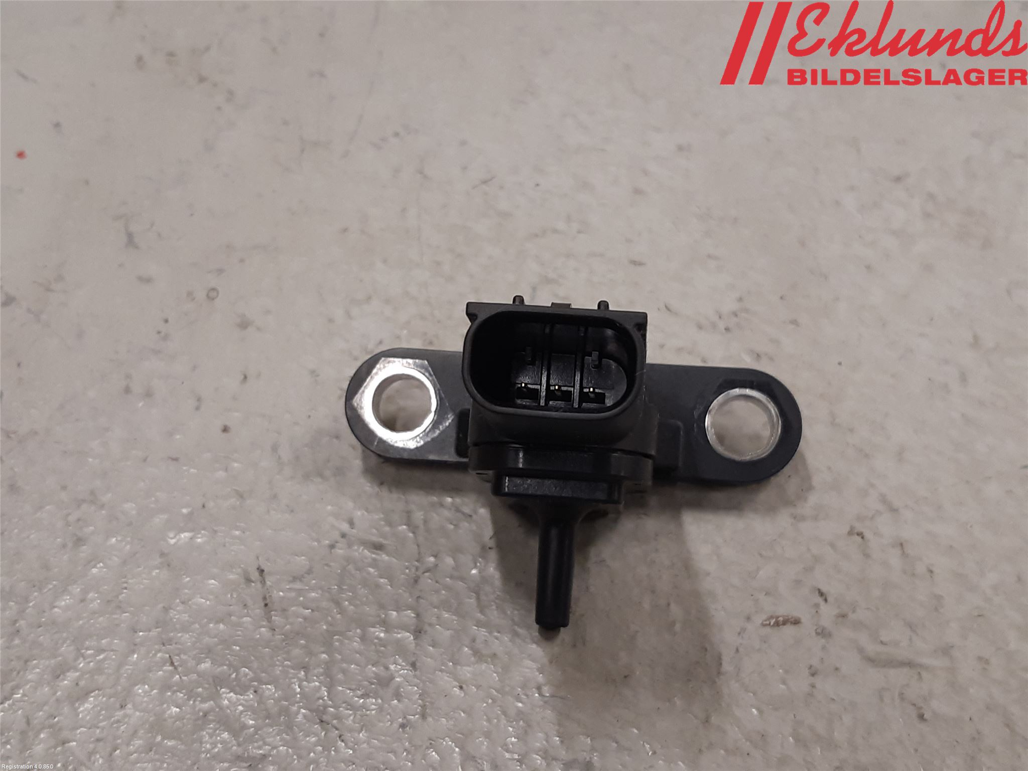 Toyota YARIS XP21 20- Vakuumventil