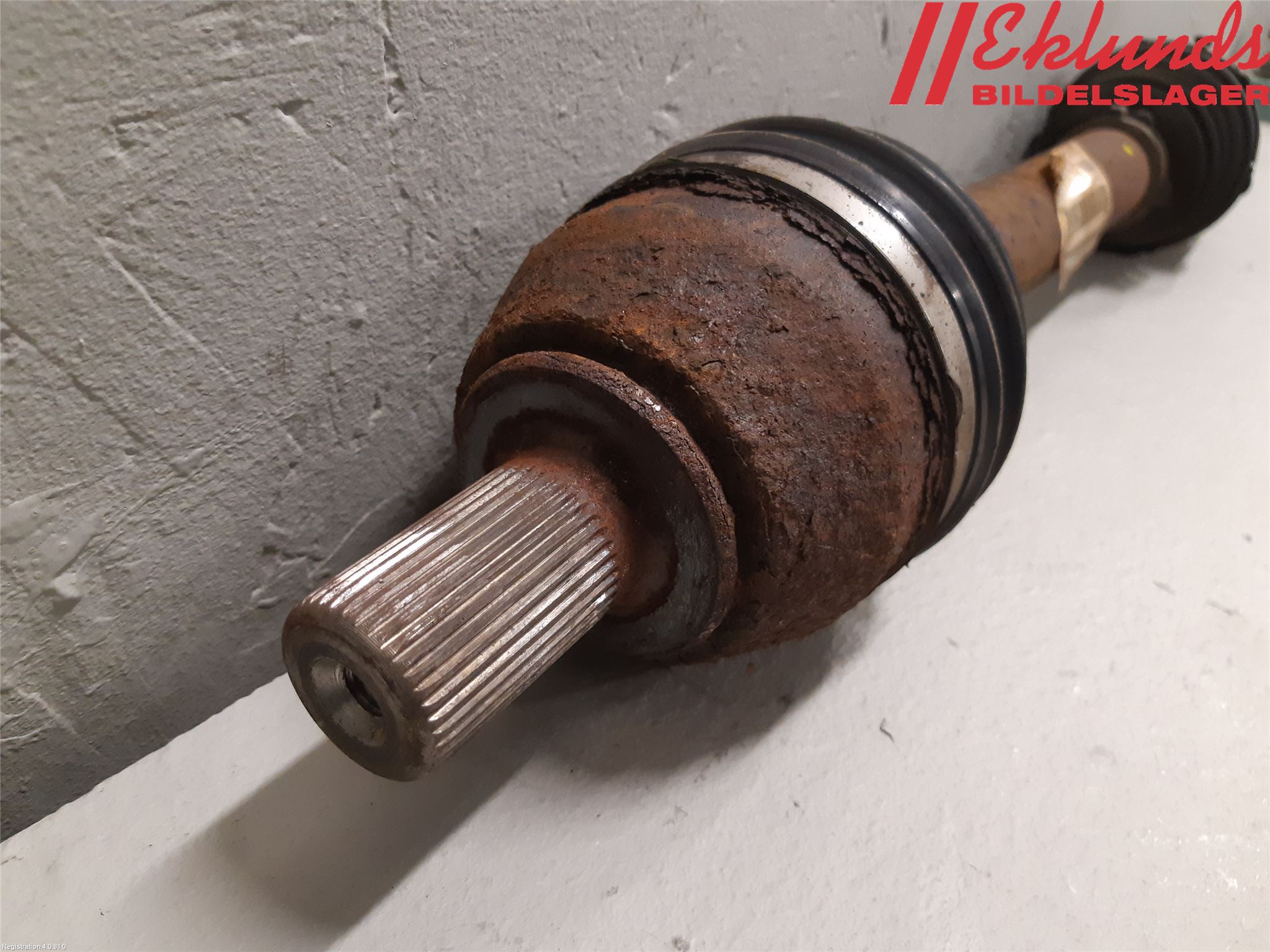 Volvo V70 08-13 Drivaxel Fram Höger