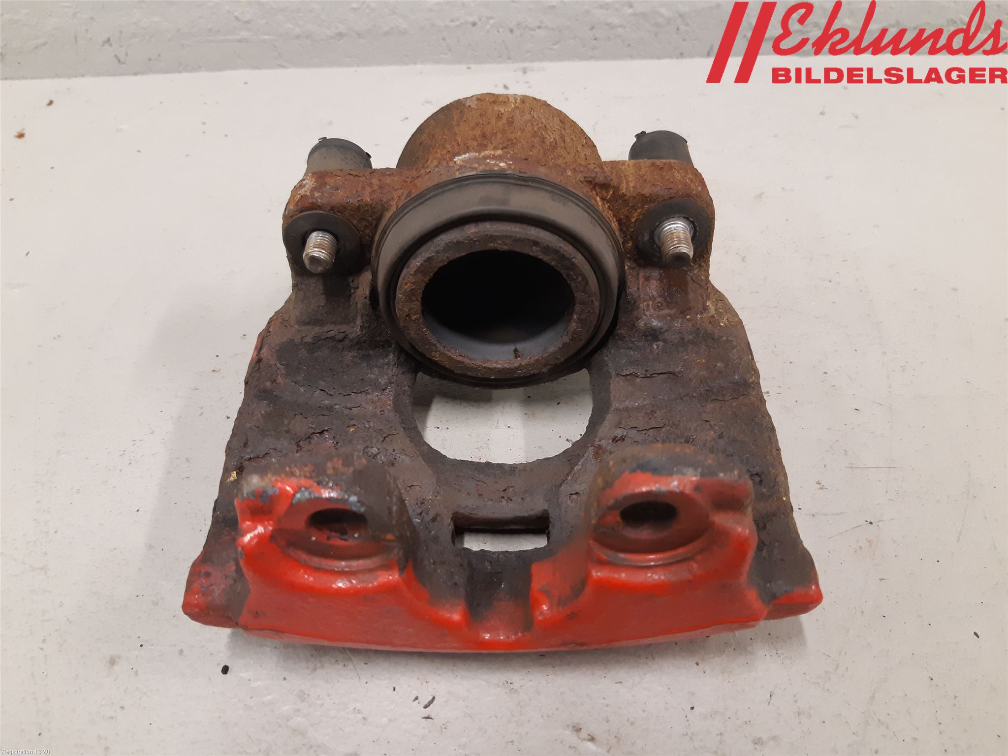 Volvo V70 14-16 Bromsok Fram Vänster