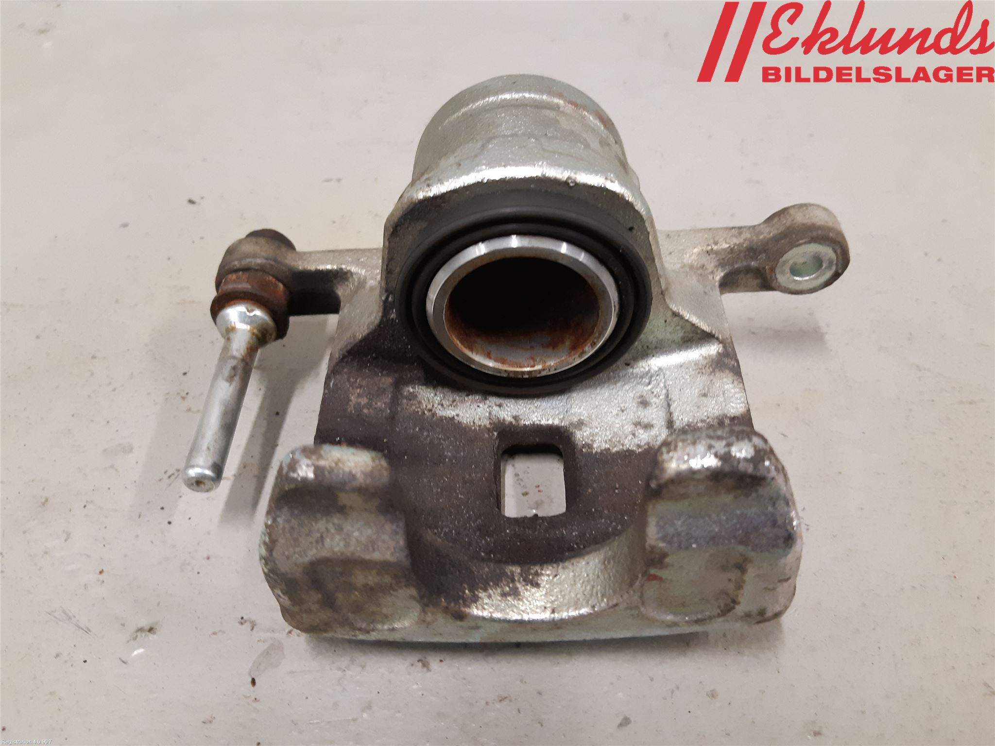 Kia SORENTO 10-14 Bromsok Bak Vänster