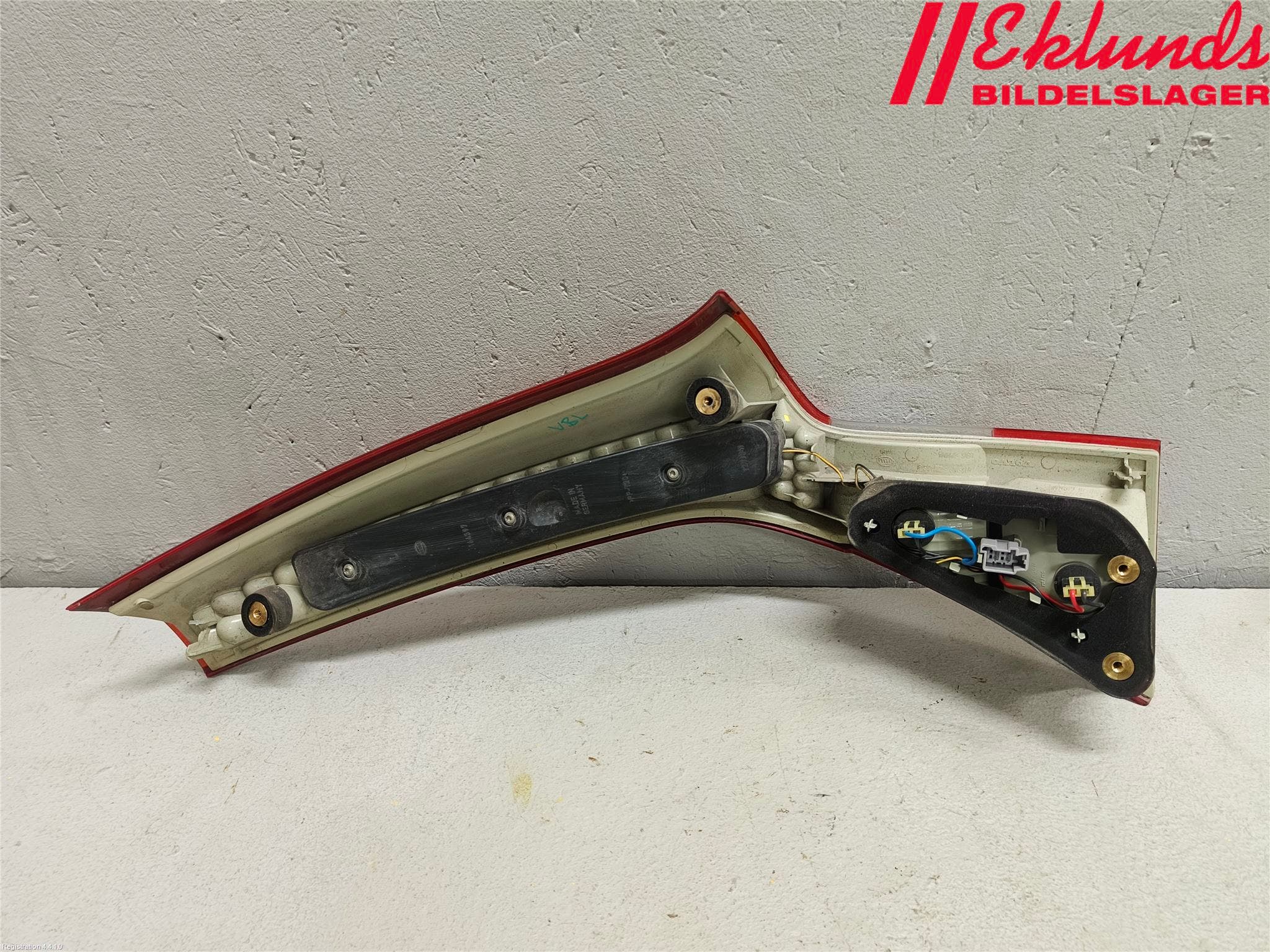 Volvo V70 08-13 Bakljus Lucka Vä