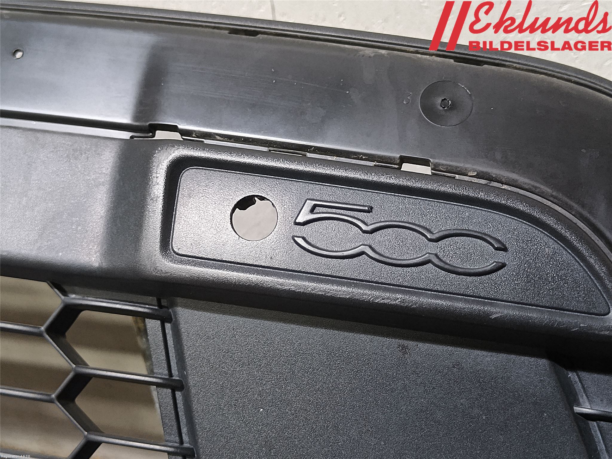 Fiat 500X 15- Stötfångardel Fram Mitt