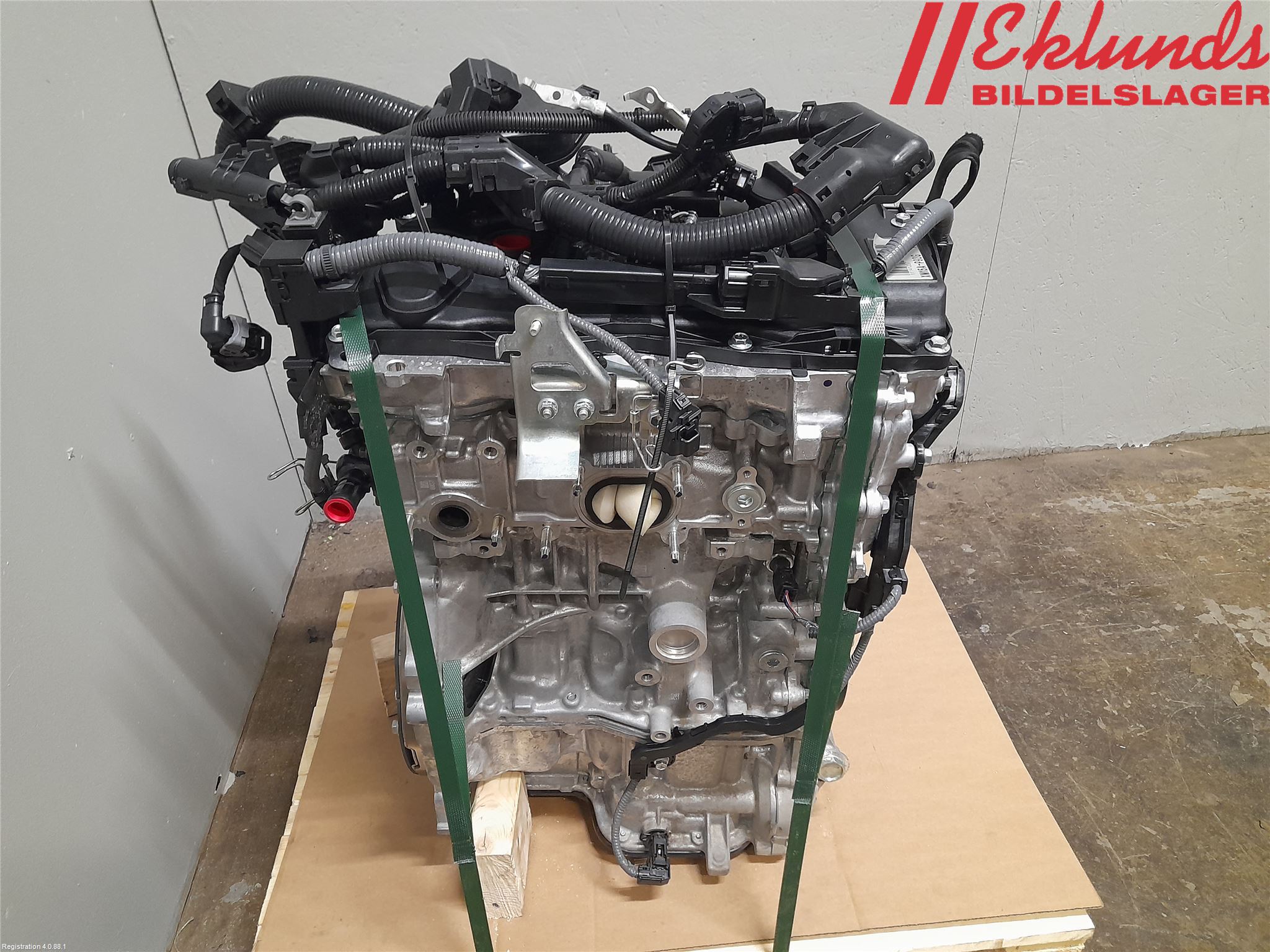 Toyota YARIS CROSS XP21 21- Motor Bensin