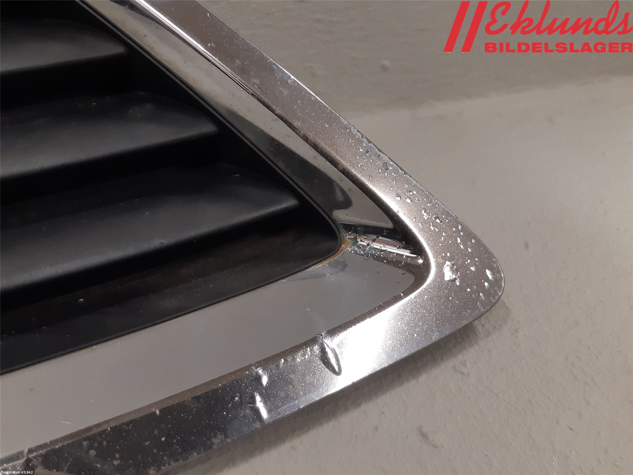 Saab 9-5     06-10 Grilldel Höger