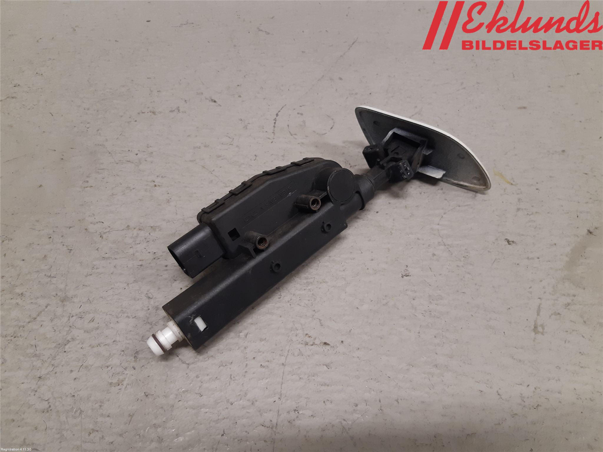 Volvo V70 08-13 Spolarmunstycke Strålkastare