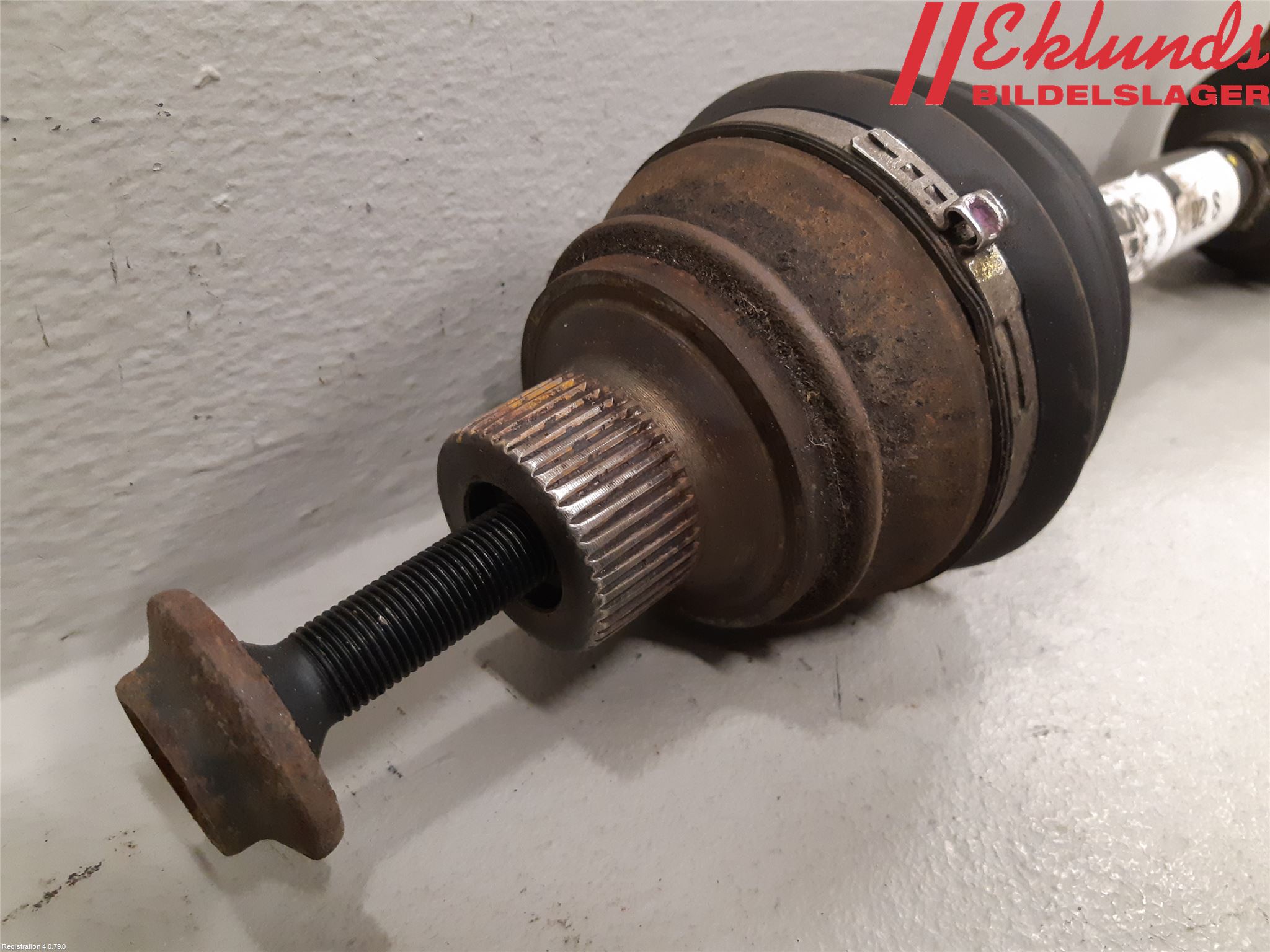 Audi A5 07-16 Drivaxel Fram Höger