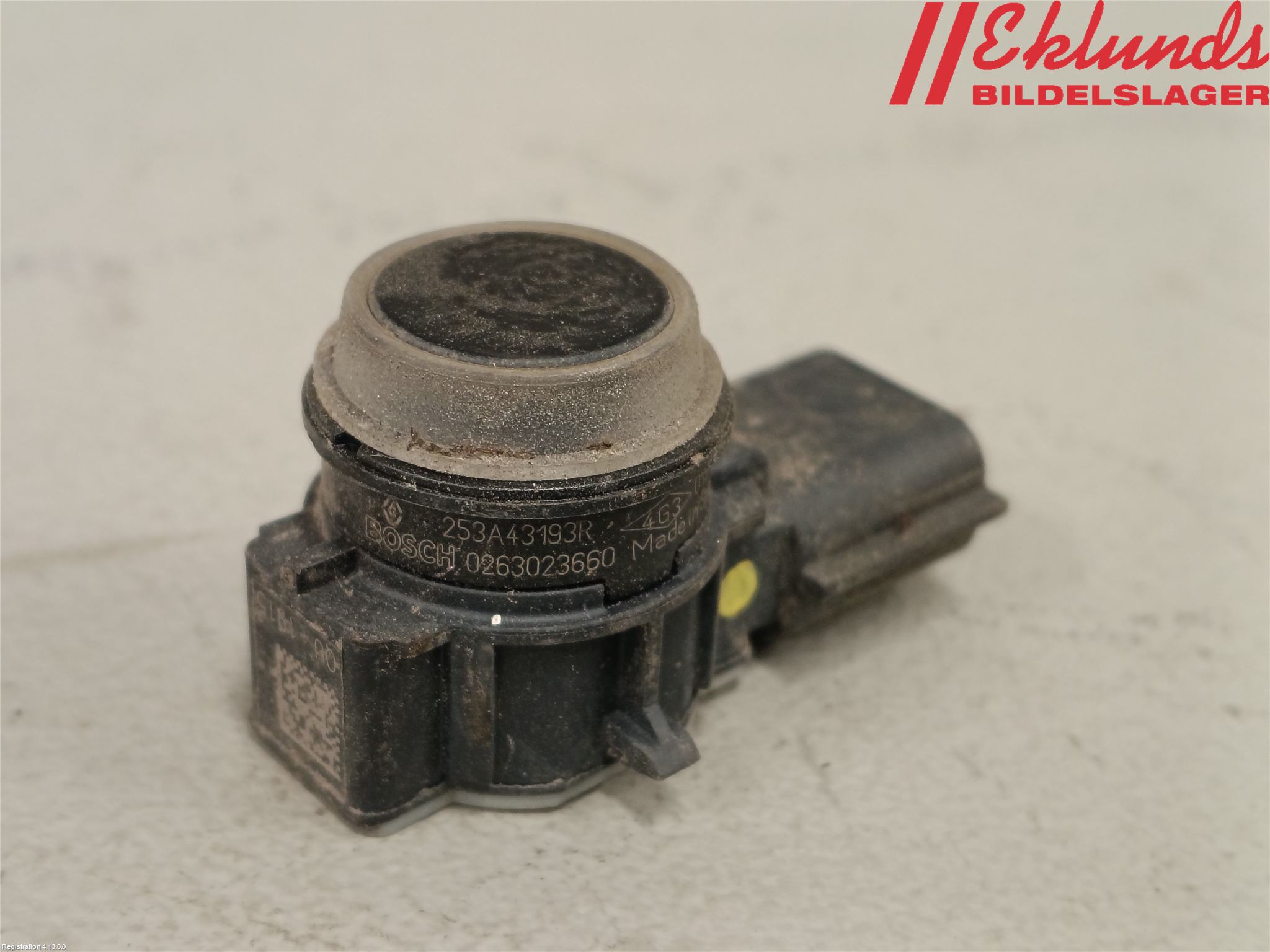 Renault CLIO IV 16-19 Parkeringshjälp Backsensor