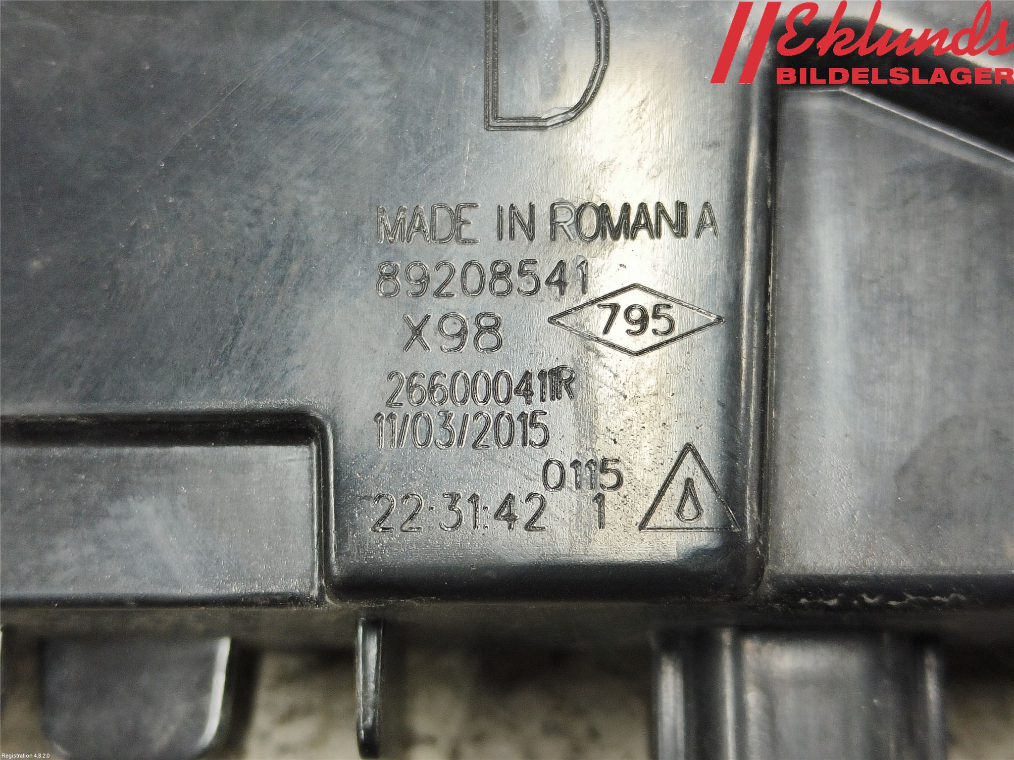 Renault CLIO IV 12-16 Positionsljus Fram Hö