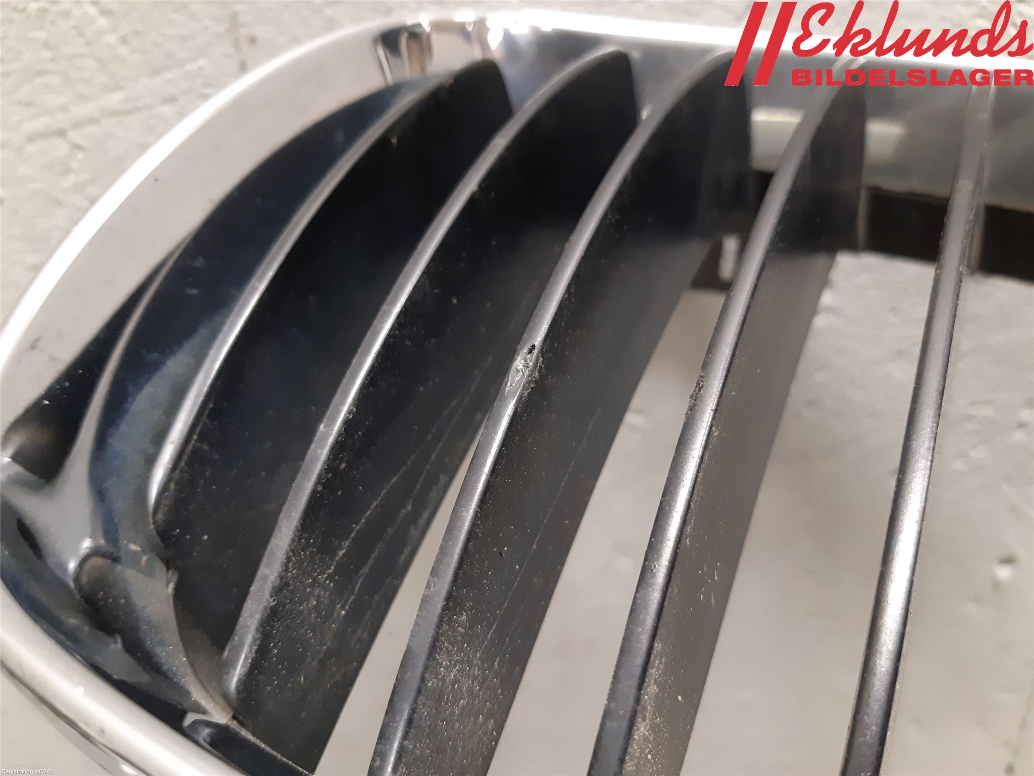 BMW 1 E87/81 5D/3D 03-11 Grilldel Vänster