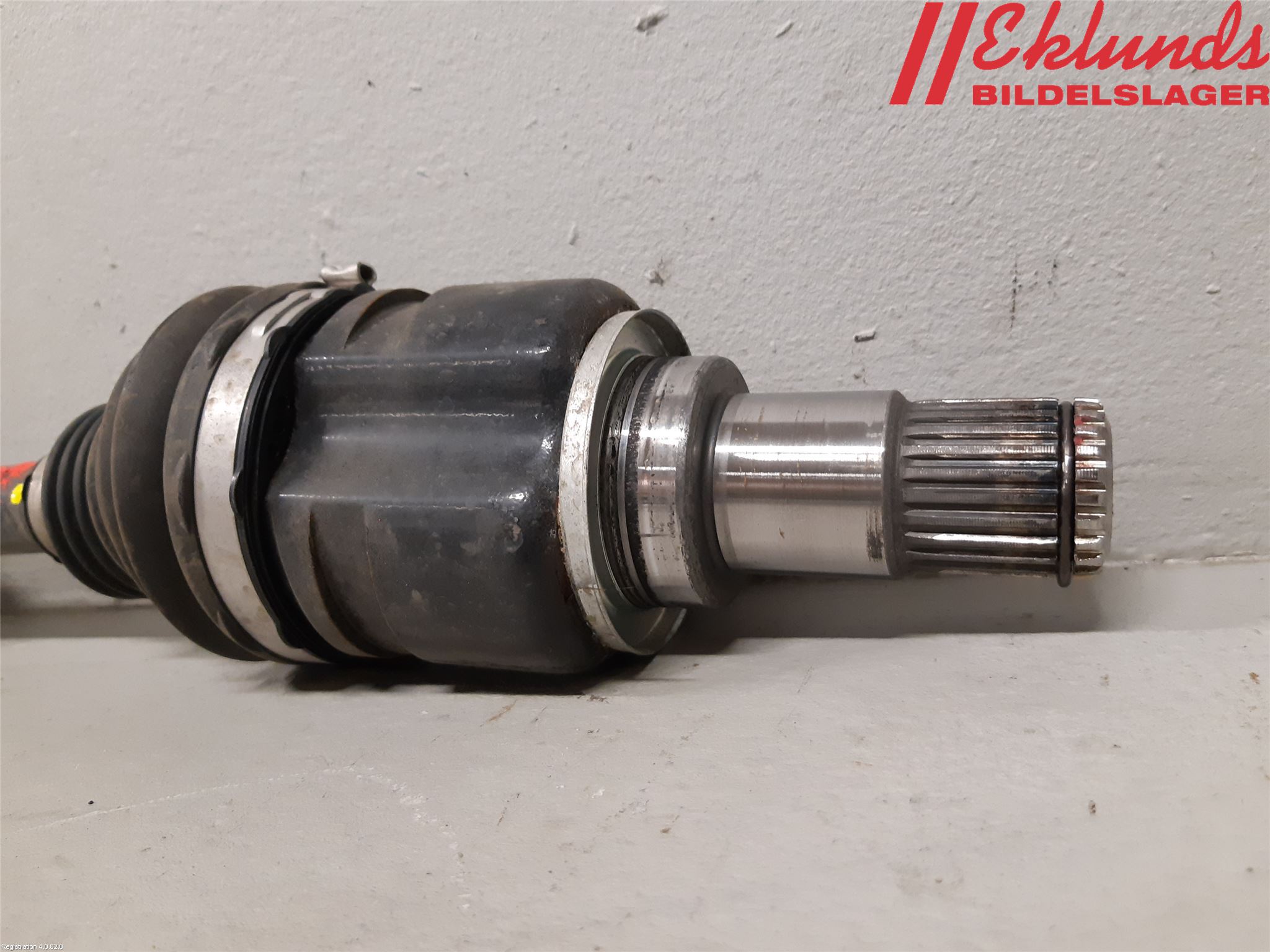 Toyota COROLLA 19- Drivaxel Fram Vänster