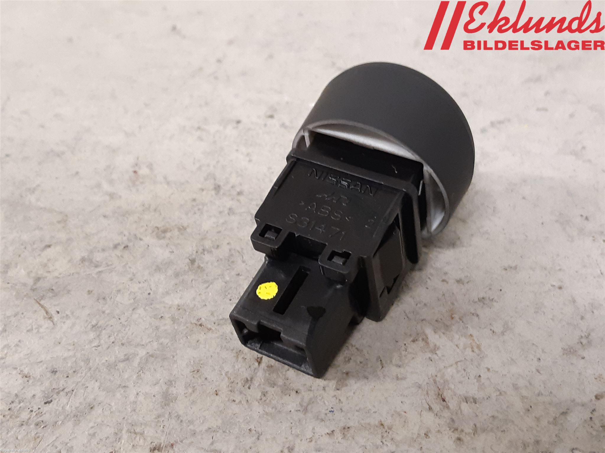 Nissan JUKE 14-19 Strömställare Varnings