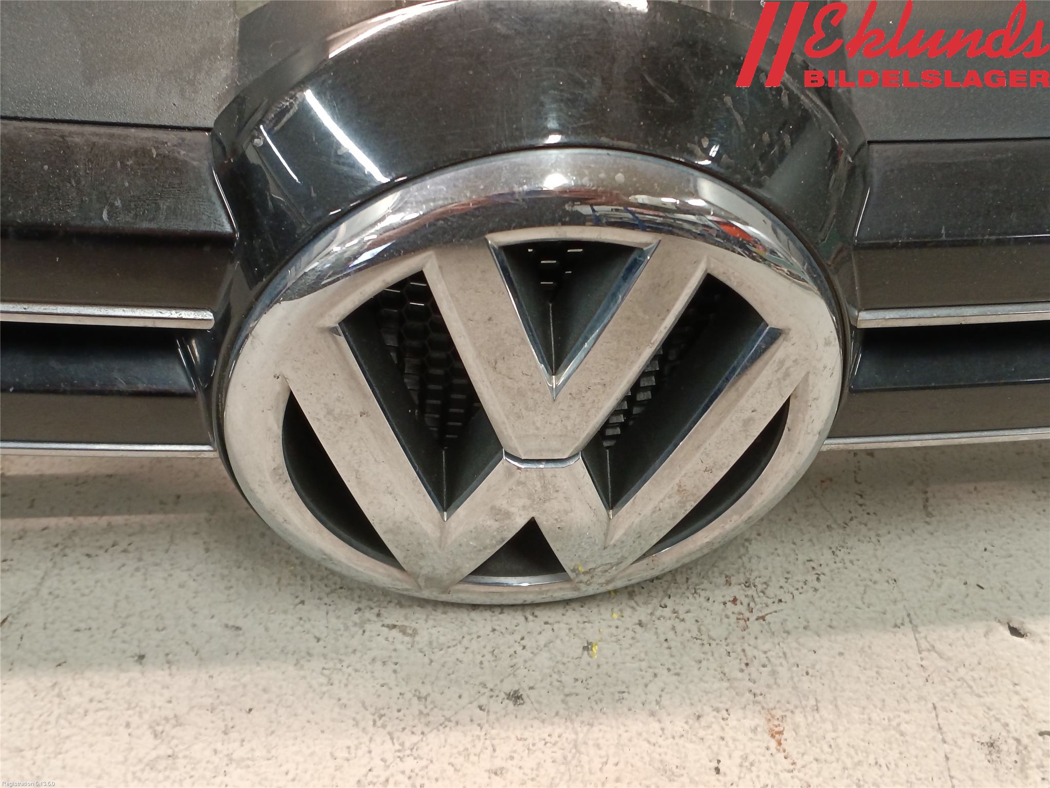 Volkswagen VW GOLF VI 09-13 Grill Komp
