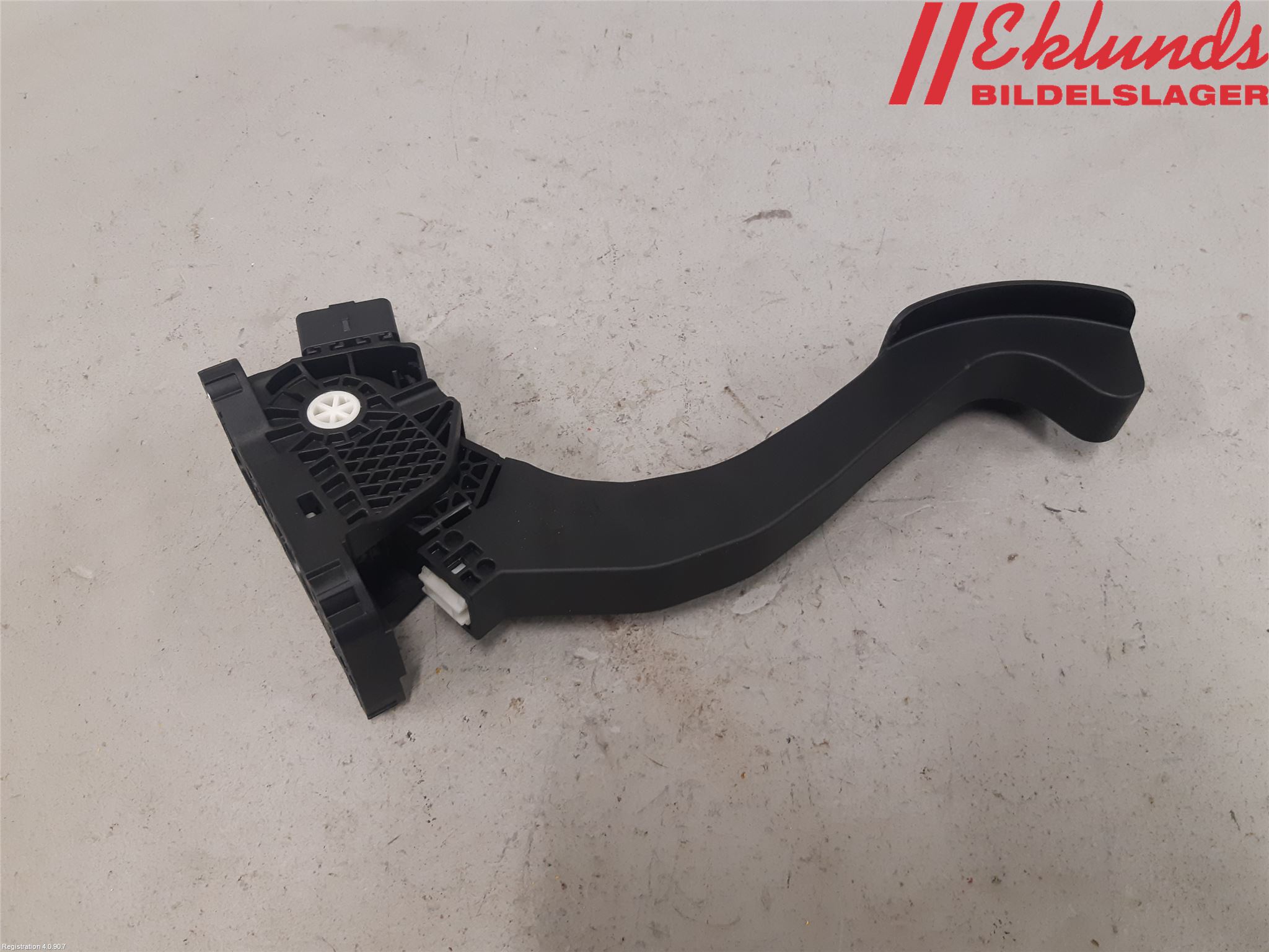 Toyota PROACE II 16- Gaspedal