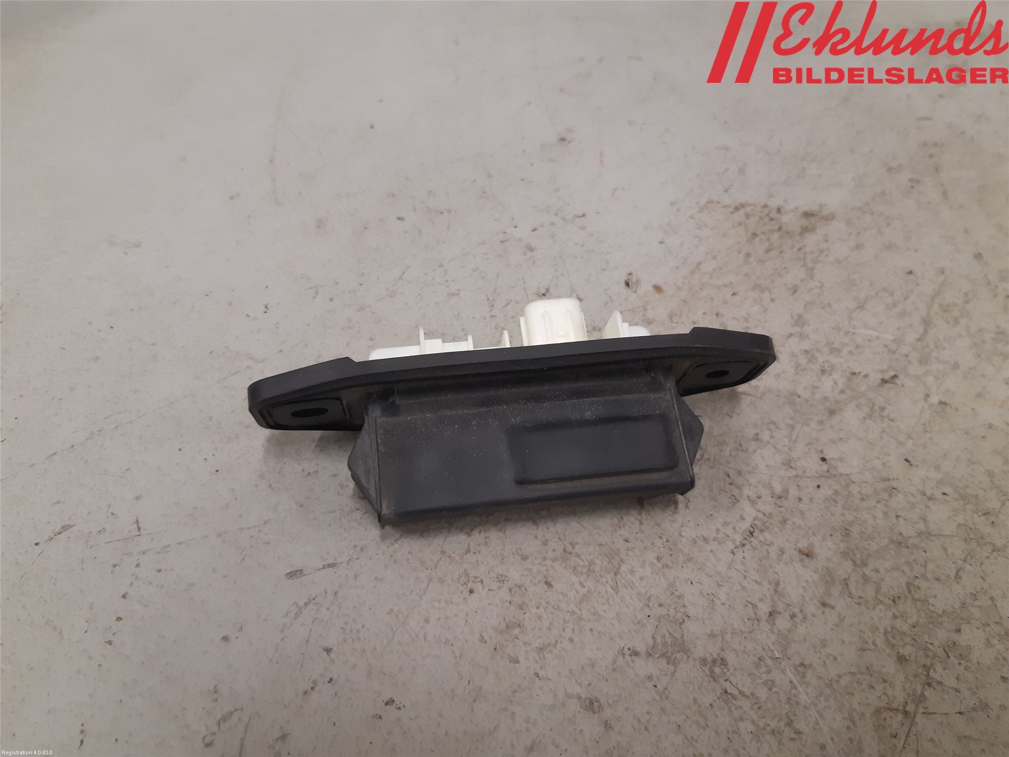 Toyota COROLLA 19- Bakluckehandtag